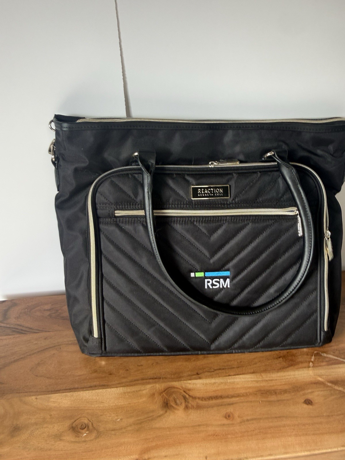 Kenneth Cole Reaction Chelsea Chevron 15″ Laptop & Tablet Business Tote