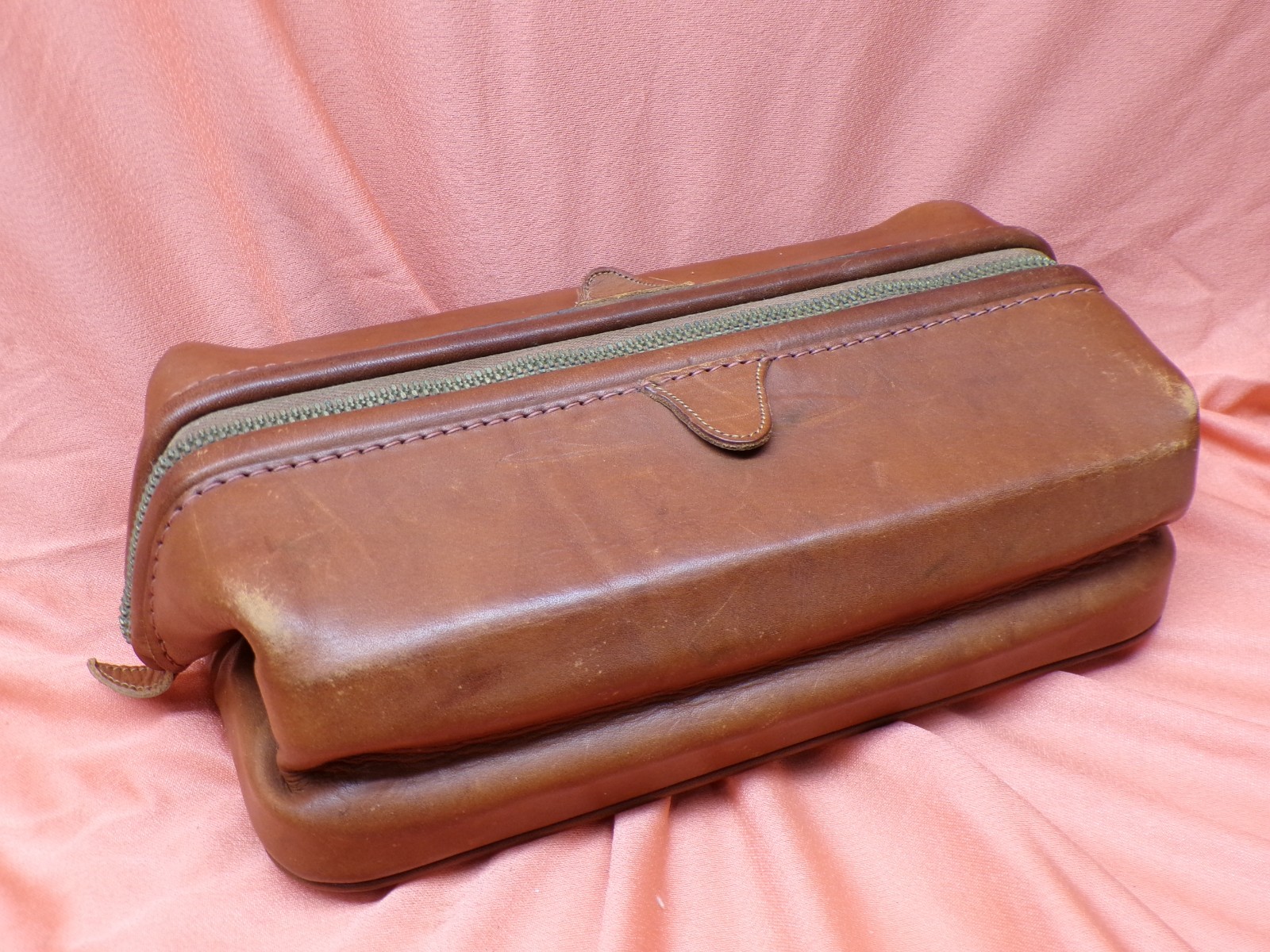 Vintage Bosca Brown Leather Utili-Kit Zip-up Toiletry Shaving Bag ~ has damage
