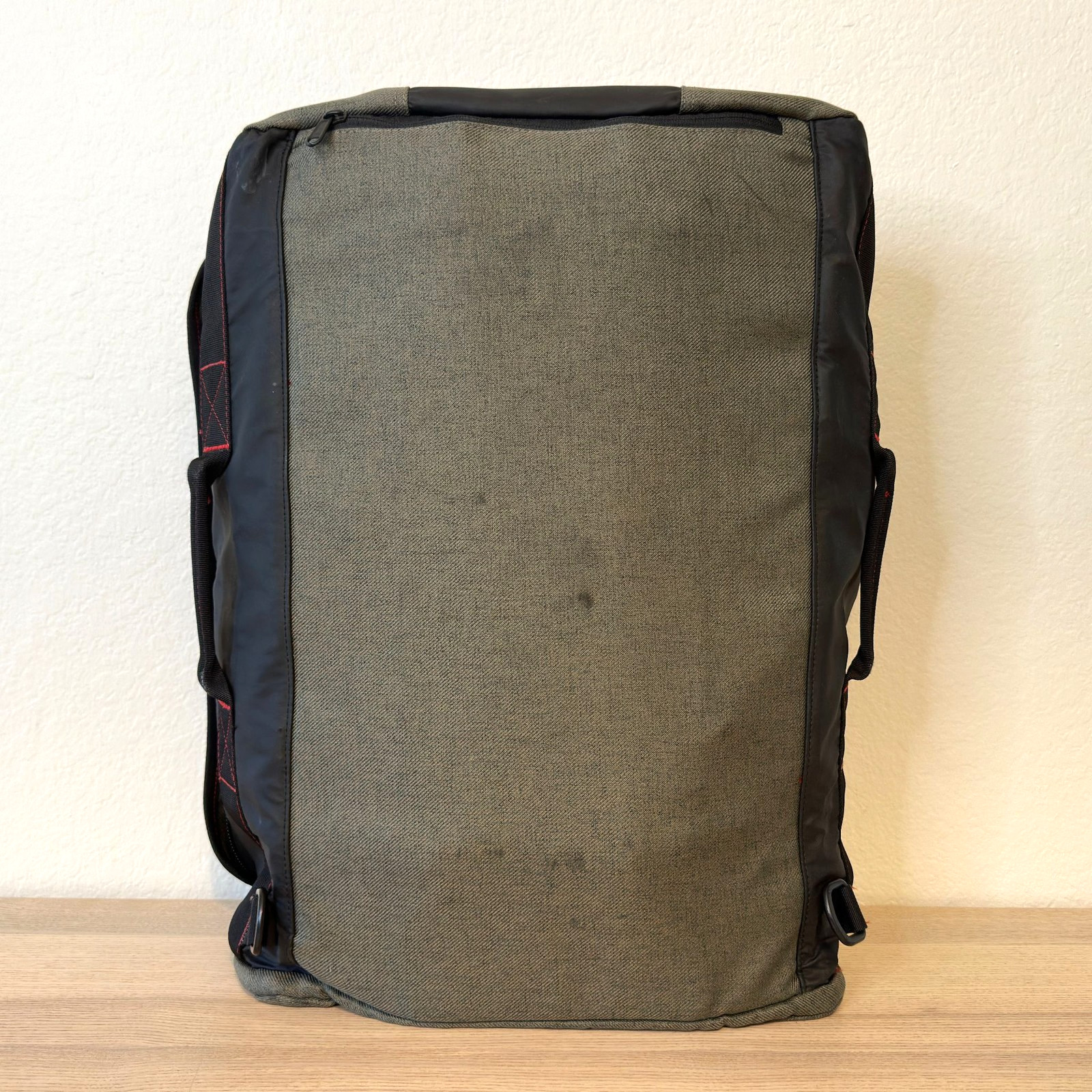 Timbuk2 Wingman Travel Bag Backpack Duffel Convertible Carryon One Bag ~20x15x7