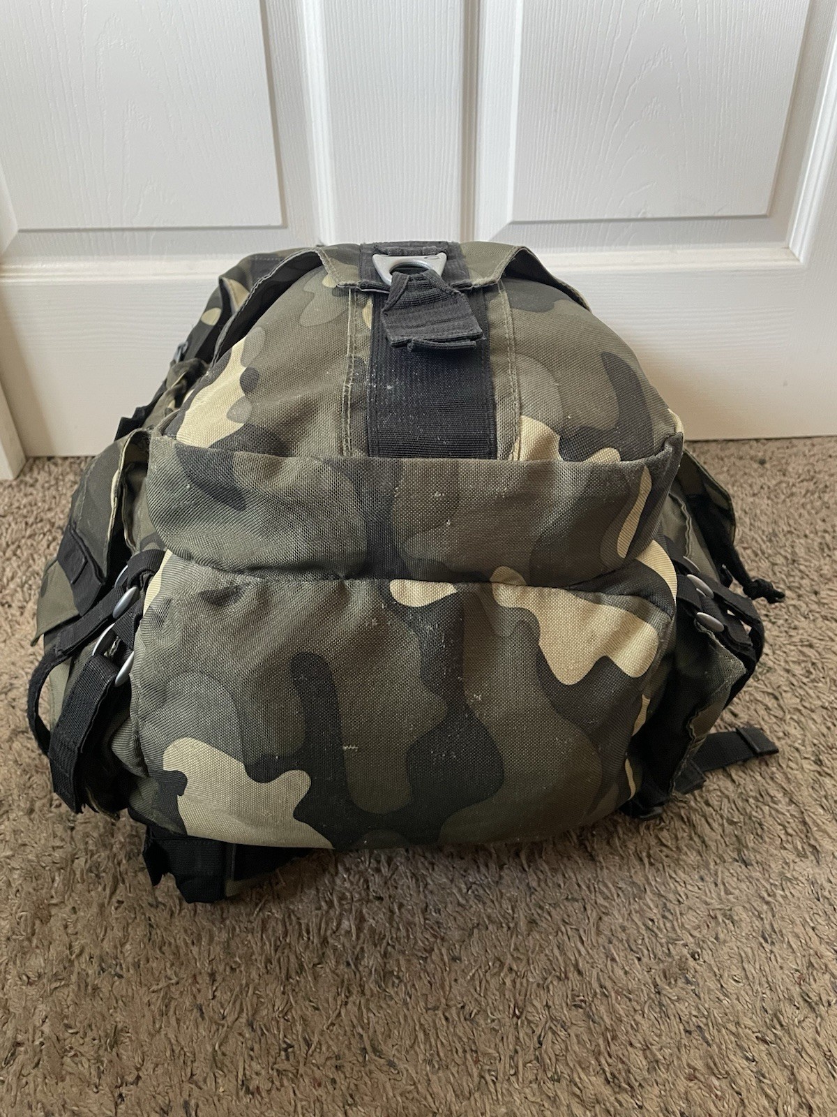 RARE OAKLEY AP MECHANISM BACKPACK Camo Mountain Division Hiking Day Pack Bag