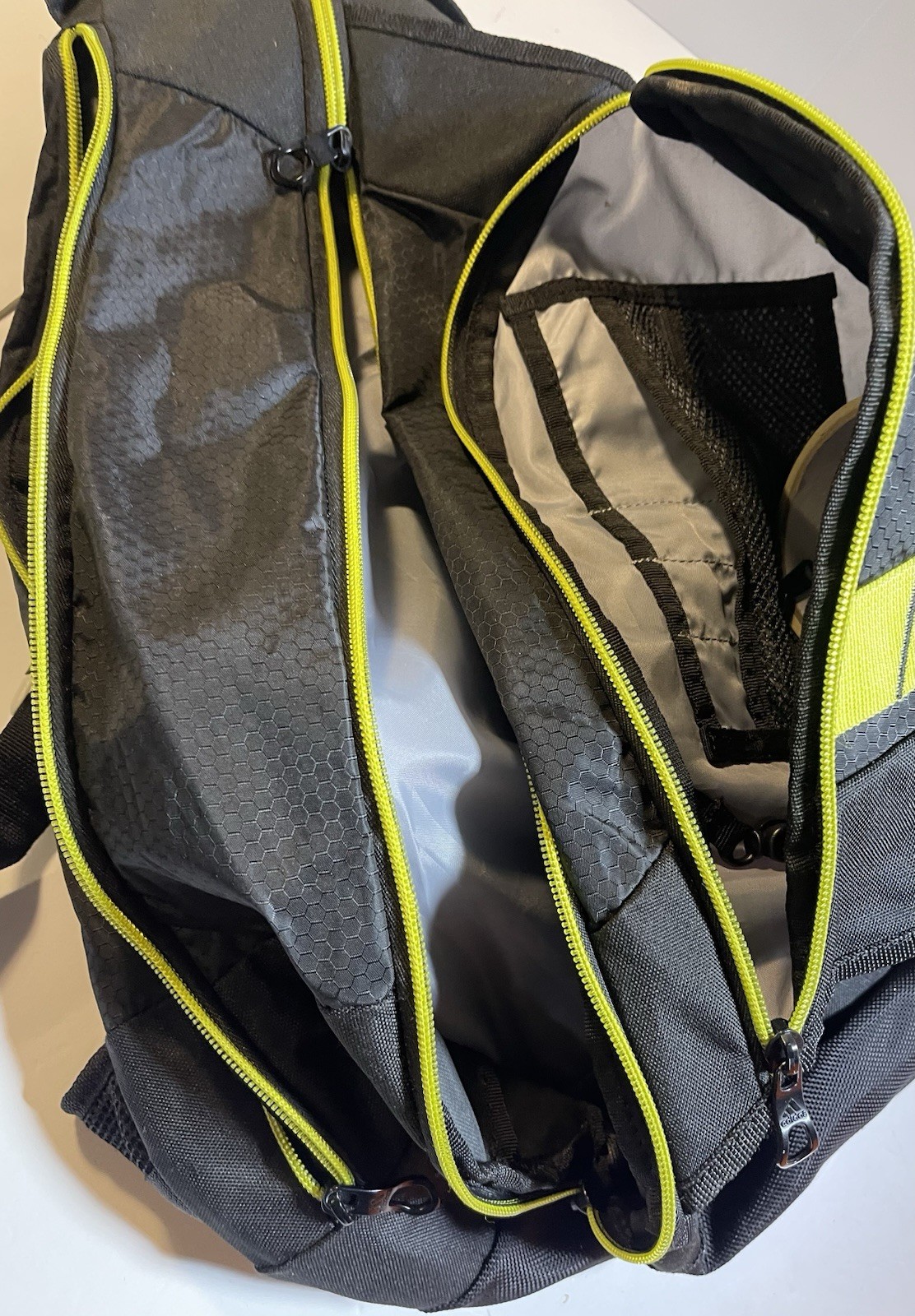 Adidas Sling Backpack Black Safety Green Crossbody 3 Pocket Shoulder Strap 16×20