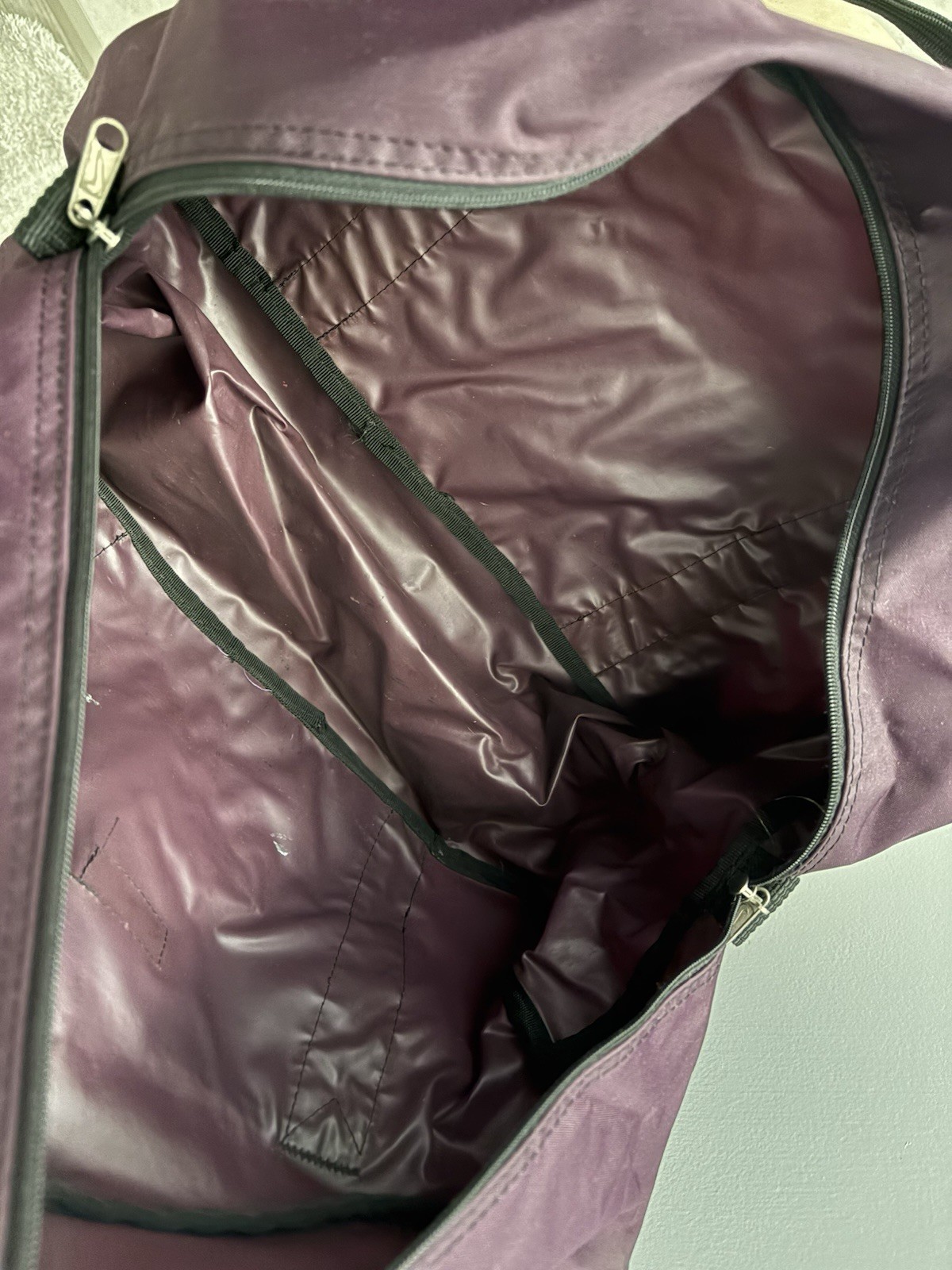 Vintage 80s 90s NIKE Duffle Bag Deep Purple Spellout Big Check Workout Retro