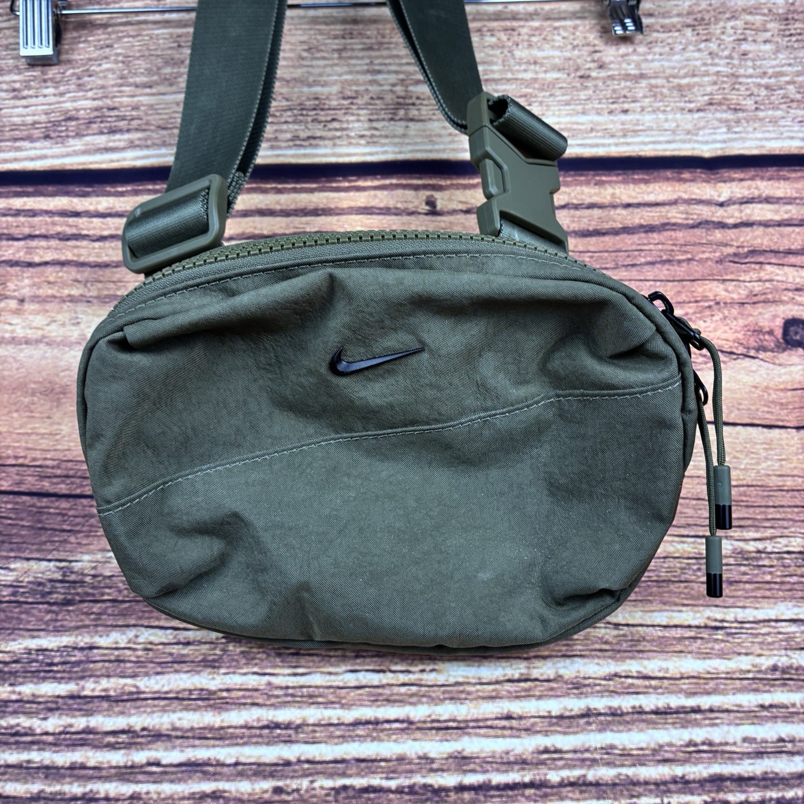 Nike Sportswear Premium Essentials Crossbody Bag Olive Cargo Khaki Sling 1L⁠