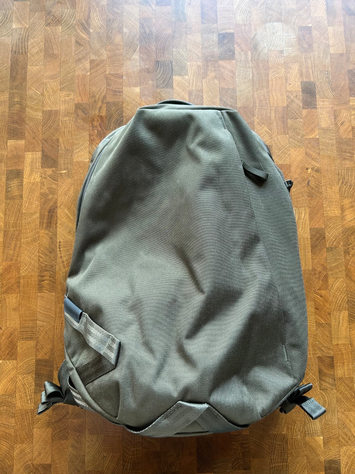 Able Carry Daily Backpack – Green Cordura 20L