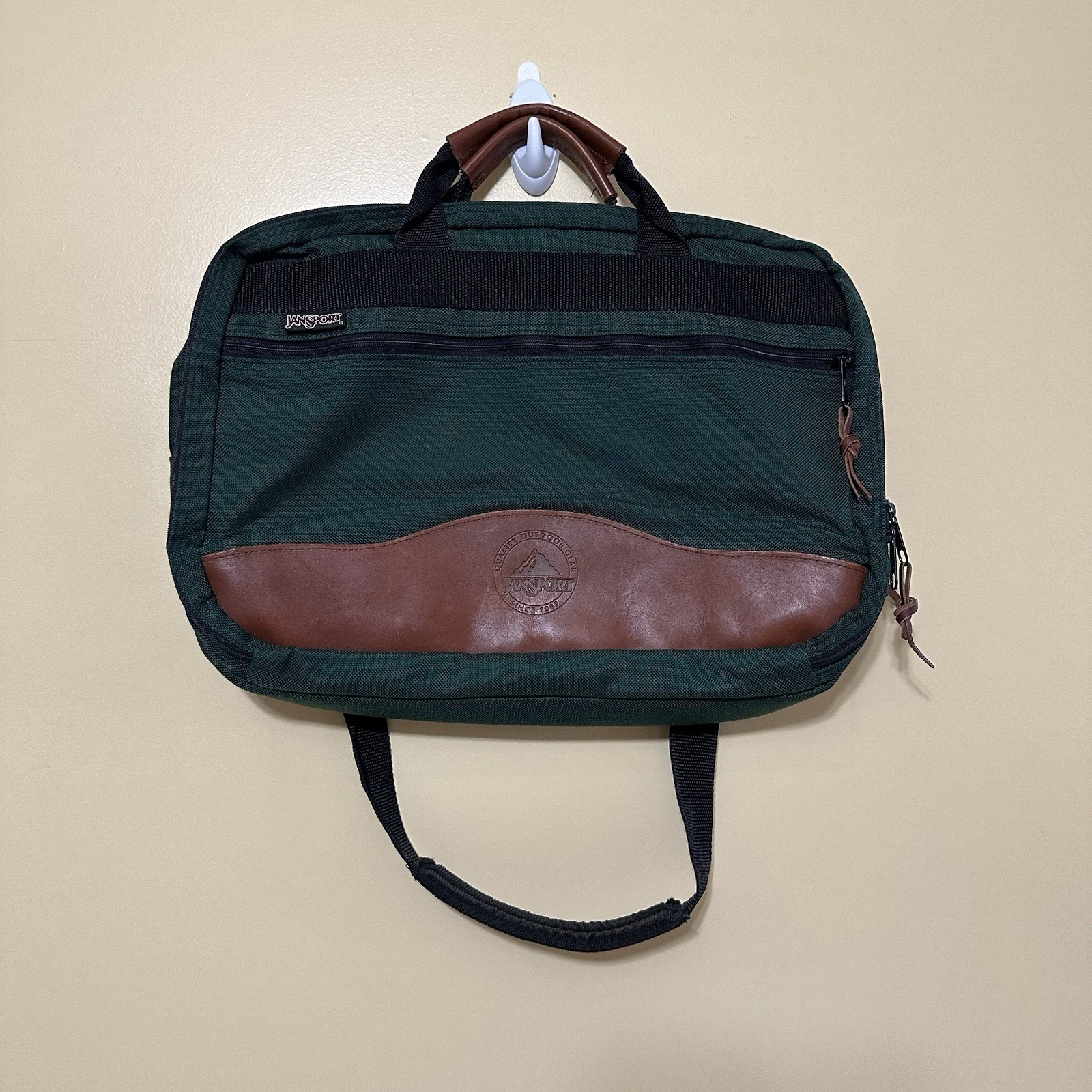 Jansport VTG Messenger Laptop Bag Fabric Leather Accents Green