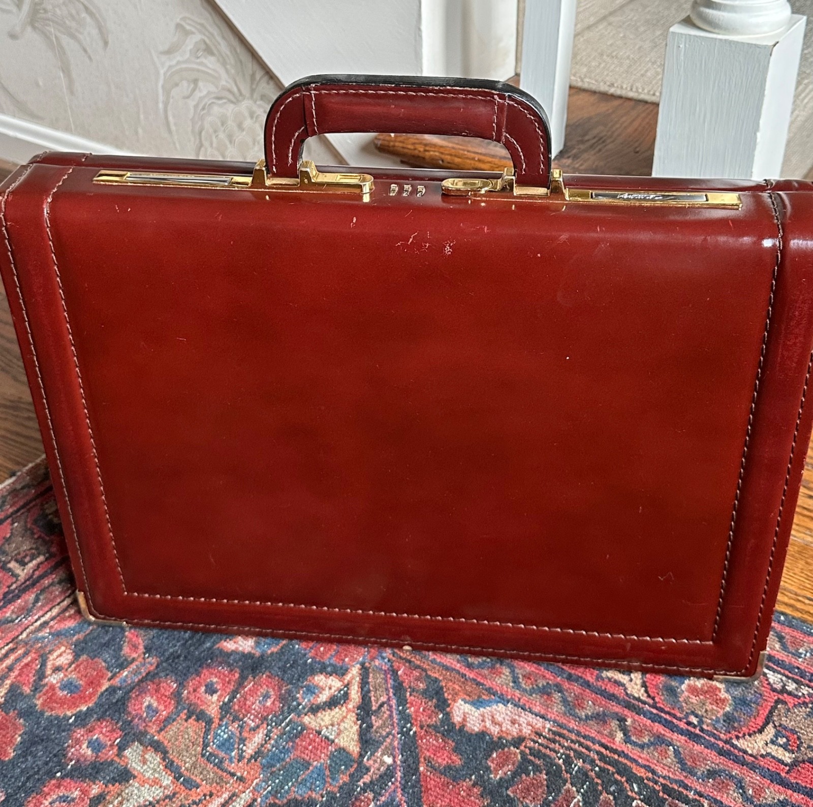 Vintage Ventura Briefcase Burgandy Leather 17.5″ x 12.5″