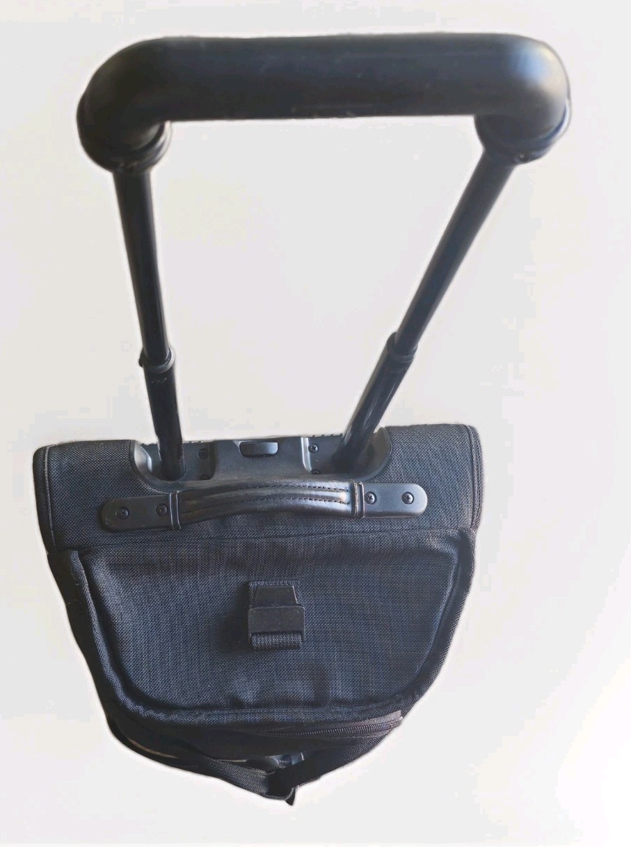 Tumi Alpha Black 2285 D3