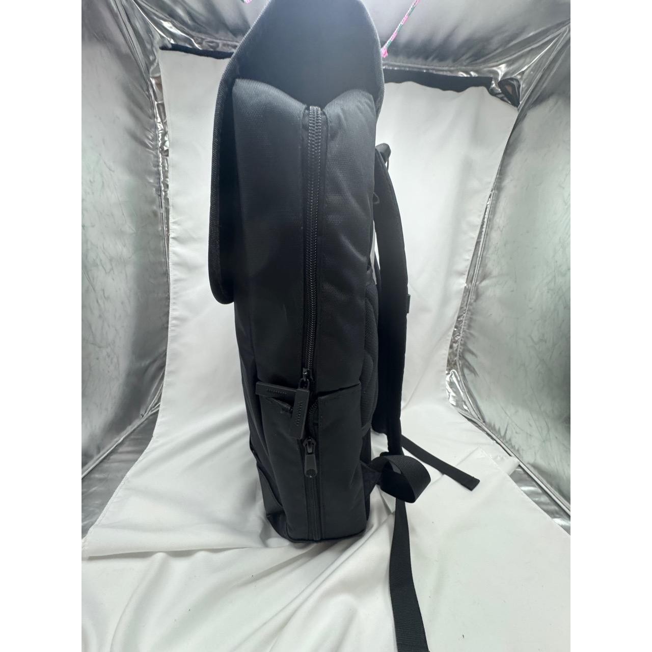 NEW Bennie Backpack Two Tone Grey Black Laptop Tablet Nice Storage Modern Versat
