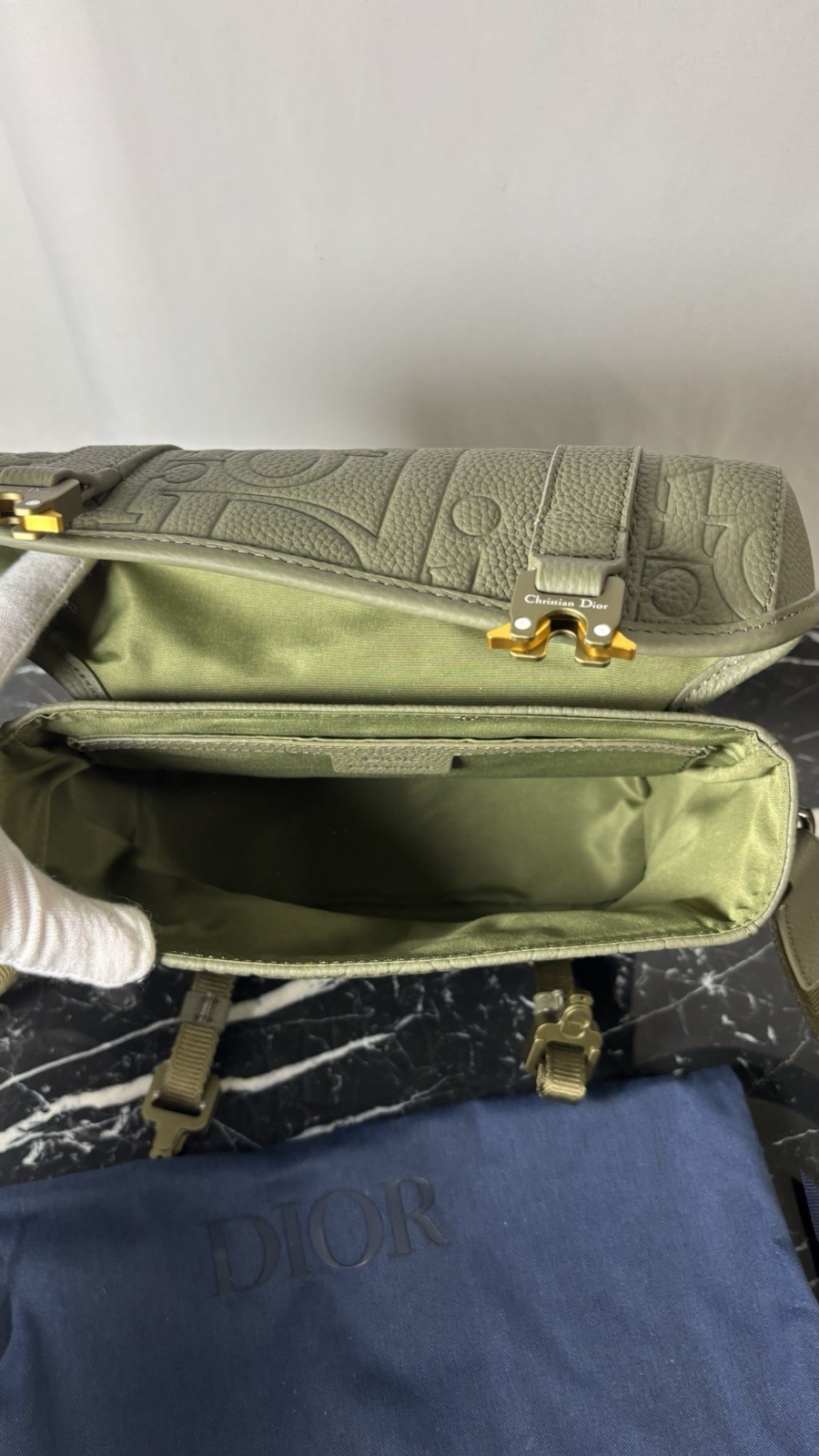 Authentic DIOR Green Gravity Grained Calf Leather Hit The Road Messenger Bag