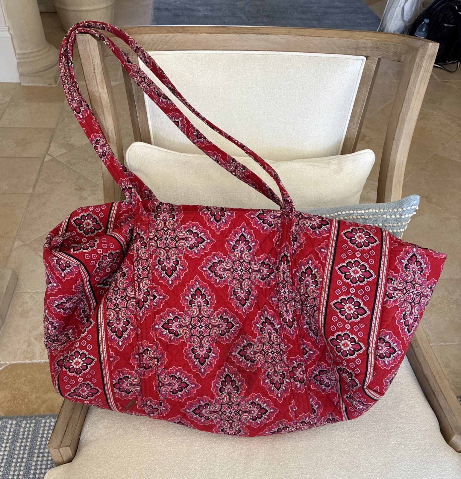 Vera Bradley Satchel Duffle Traveler Bag Medium Red Pattern 24 X 14 X 12 Inch