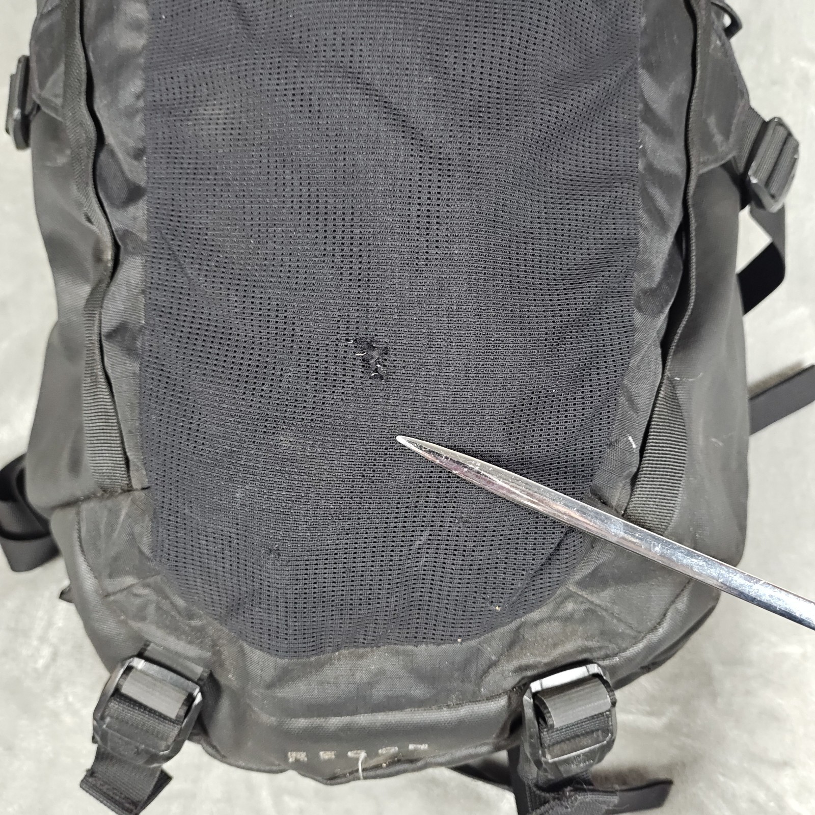 The North Face Recon Backpack Black NF0A52SH4HF Bag Laptop Sleeve Travel