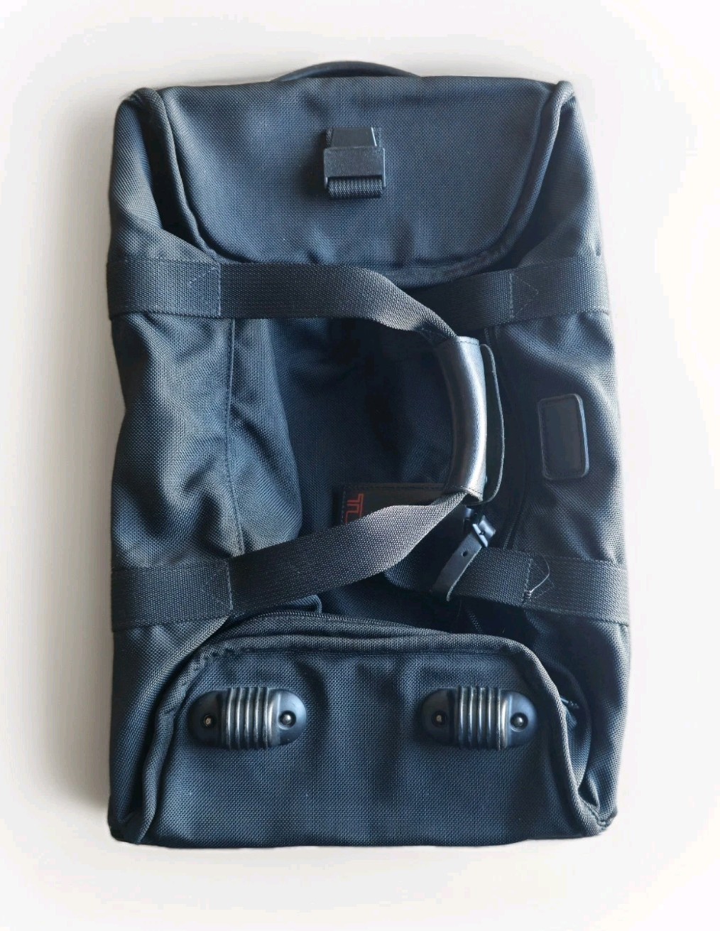 Tumi Alpha Black 2285 D3