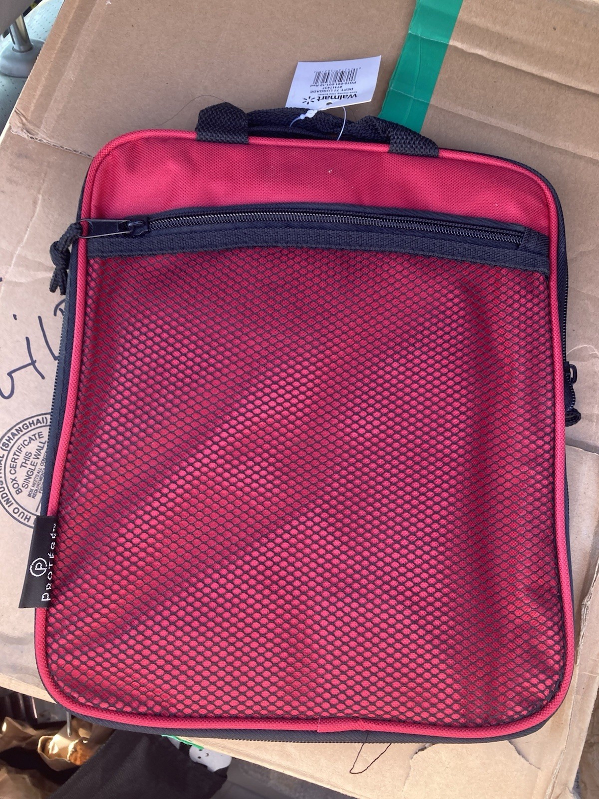 Protege 20” Red Expandable Duffle Bag Tote Overnight Durable Carry On (NEW W/TAG