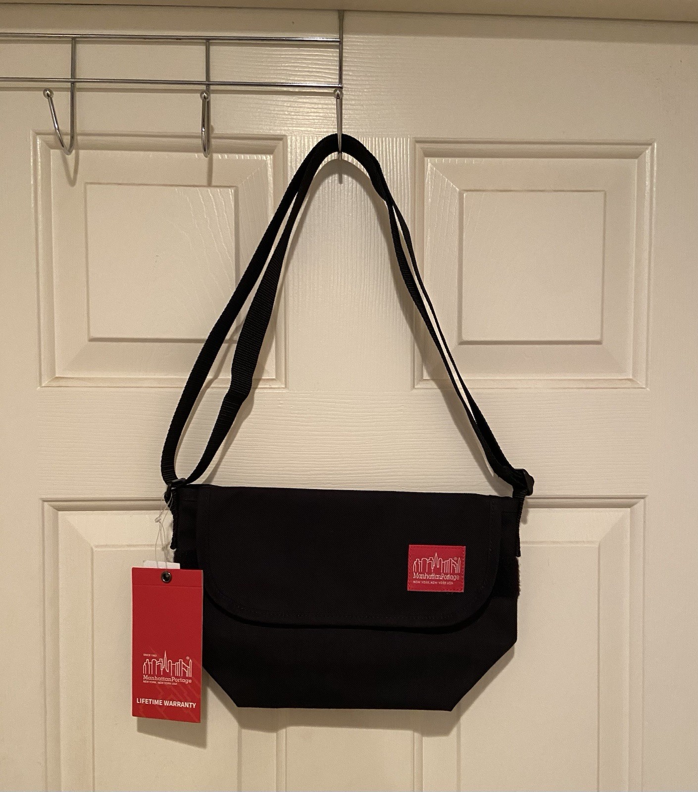 Manhattan Portage Nylon Messenger Bag Crossbody Black 11.5” Wide X 7.5” Tall NWT