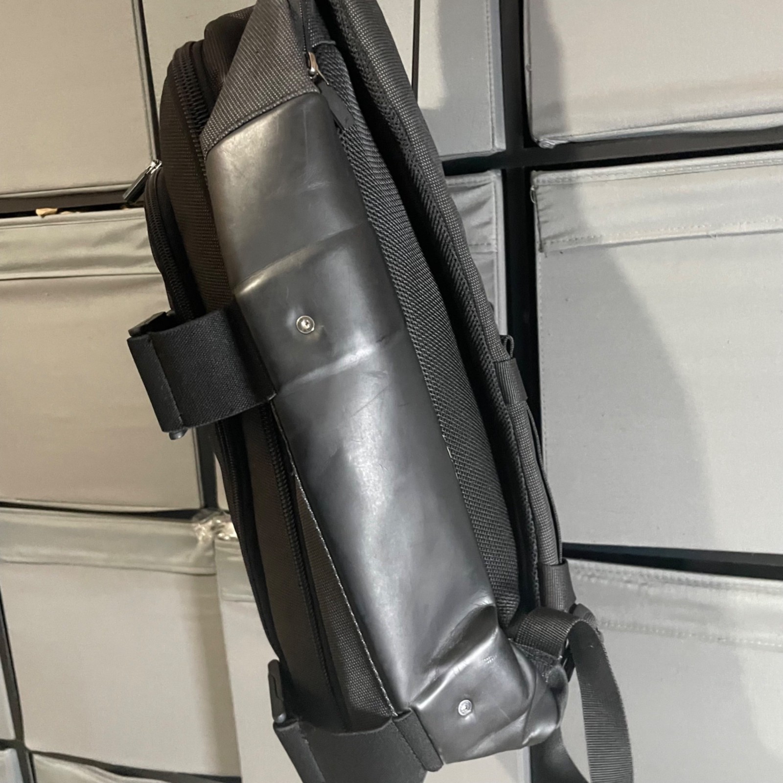 Porsche Design Cargon 17” Laptop-Backpack – Titan Black P’2000