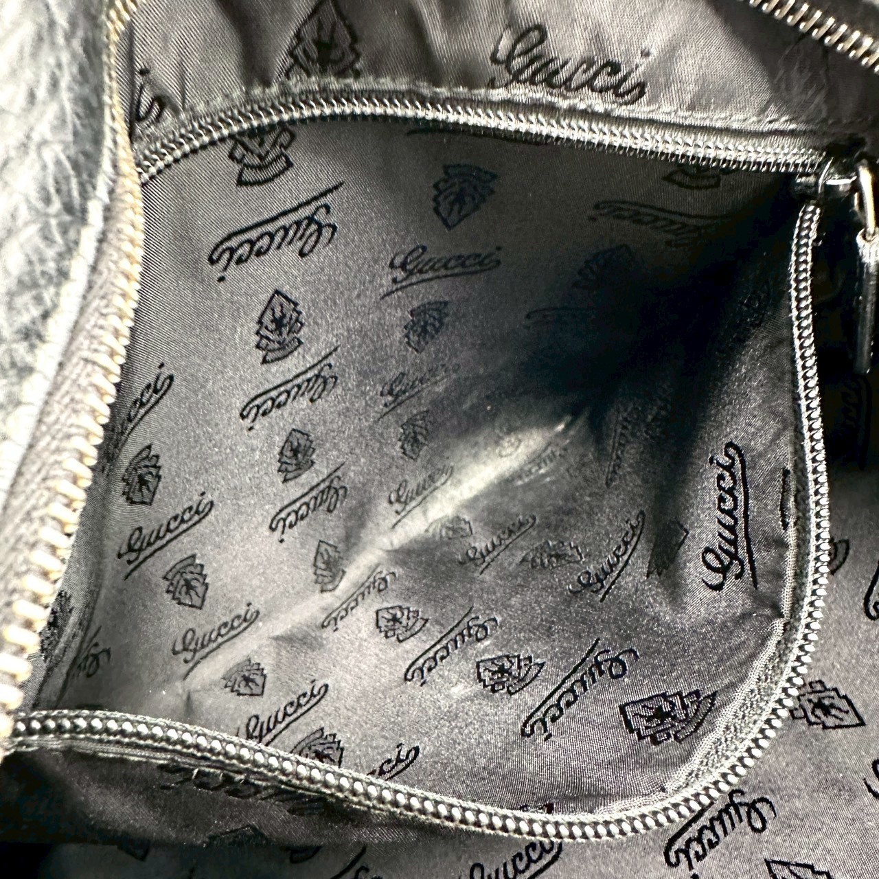 GUCCI Guccissima Messenger Bag Shoulder Bag GG Leather Black Authentic