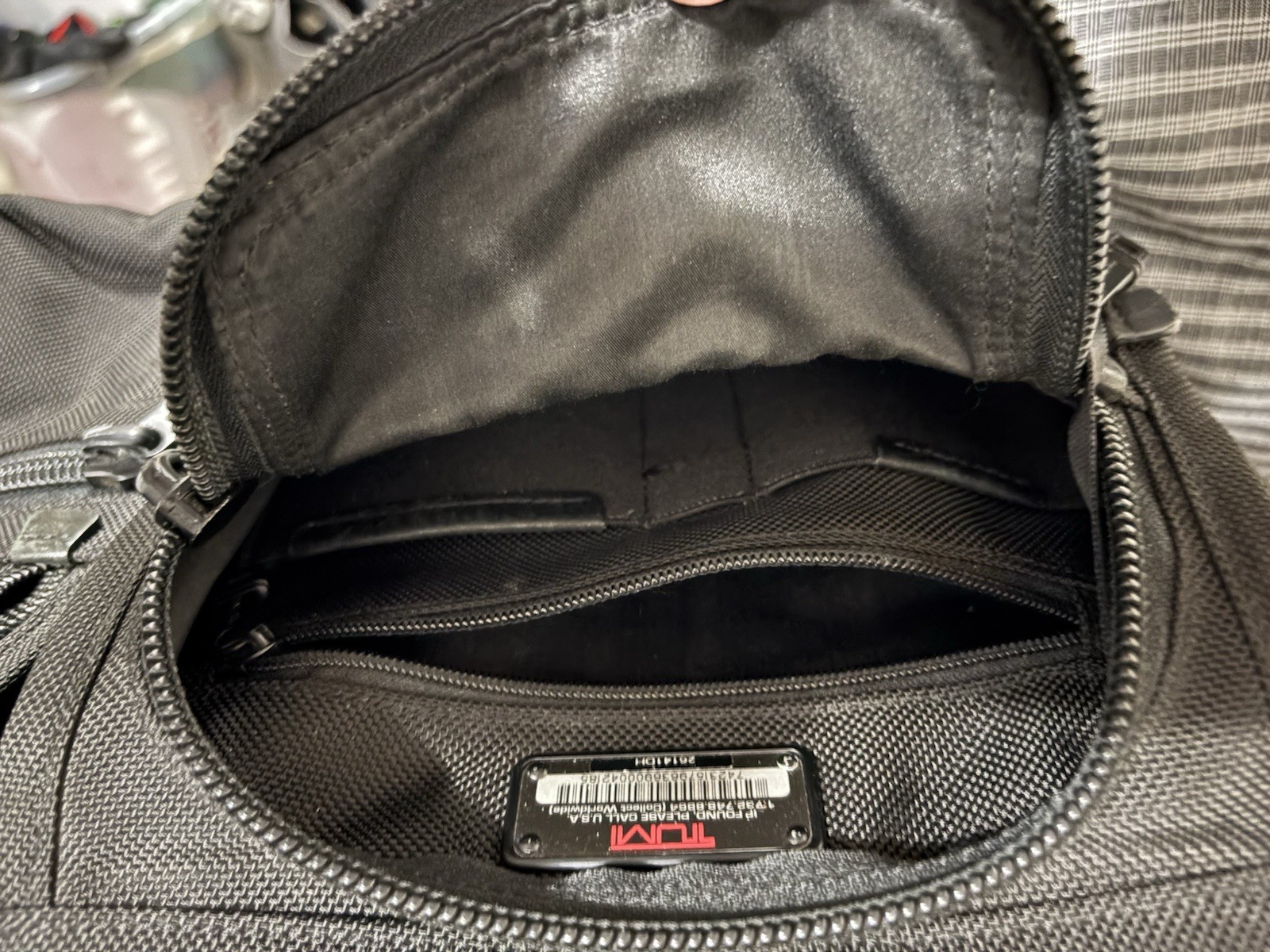 TUMI ALPHA 3 Computer-Laptop Briefcase Bag w/strap Travel Nylon Quality Bag Tumi