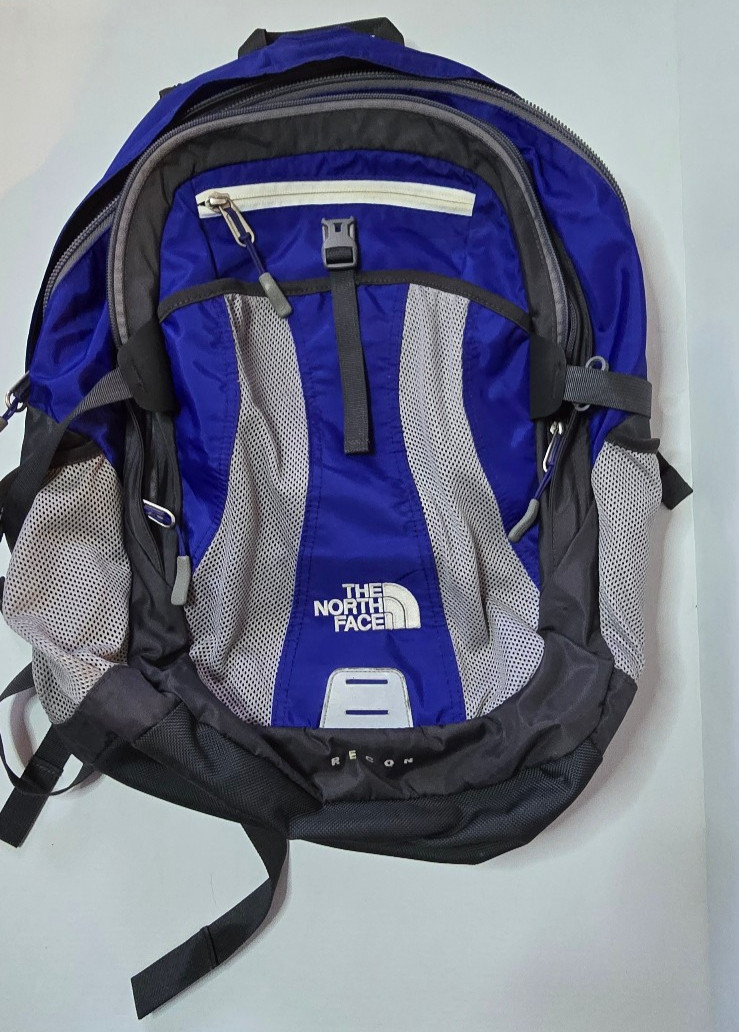 THE NORTH FACE Recon Blue & Gray Backpack for School Hiking Camping Everyday Bag