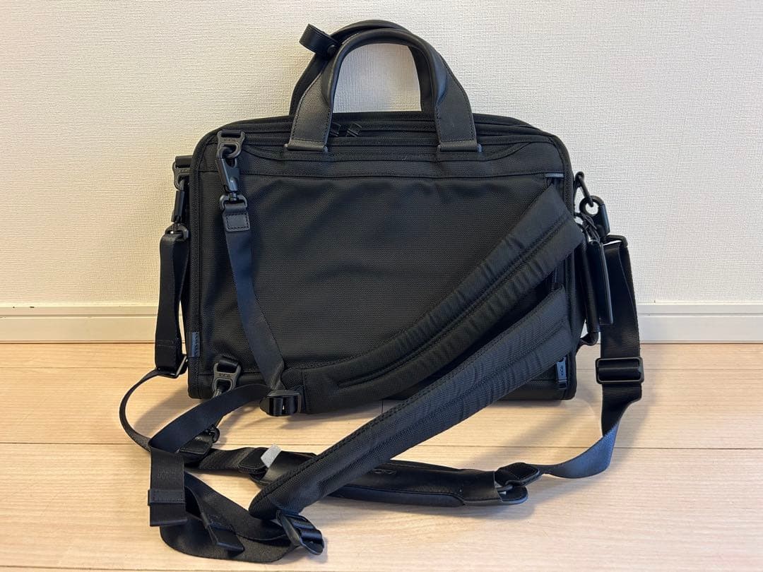 Perfect for Father s Day TUMI Business Bag 3way Black