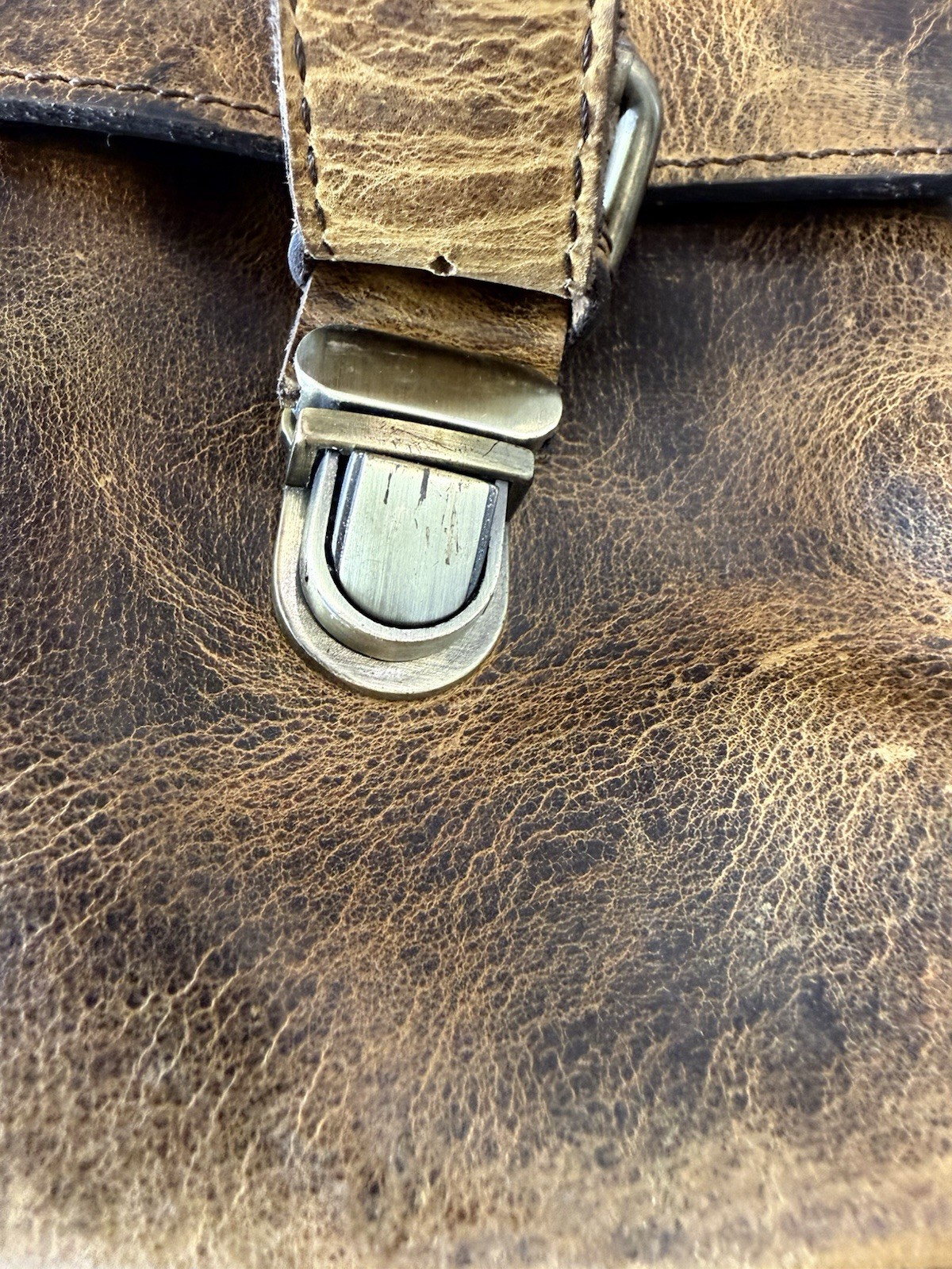 Buffalo Distressed Rustic Leather Large Messenger Bag Laptop Shoulder Bag