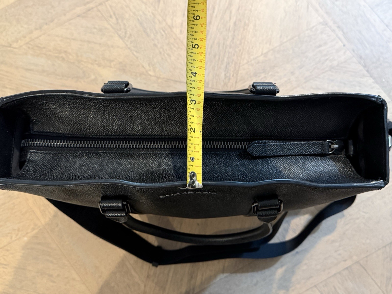 Modern Men’s Burberry Kenneth Structured Tote Black Leather Laptop Work Travel
