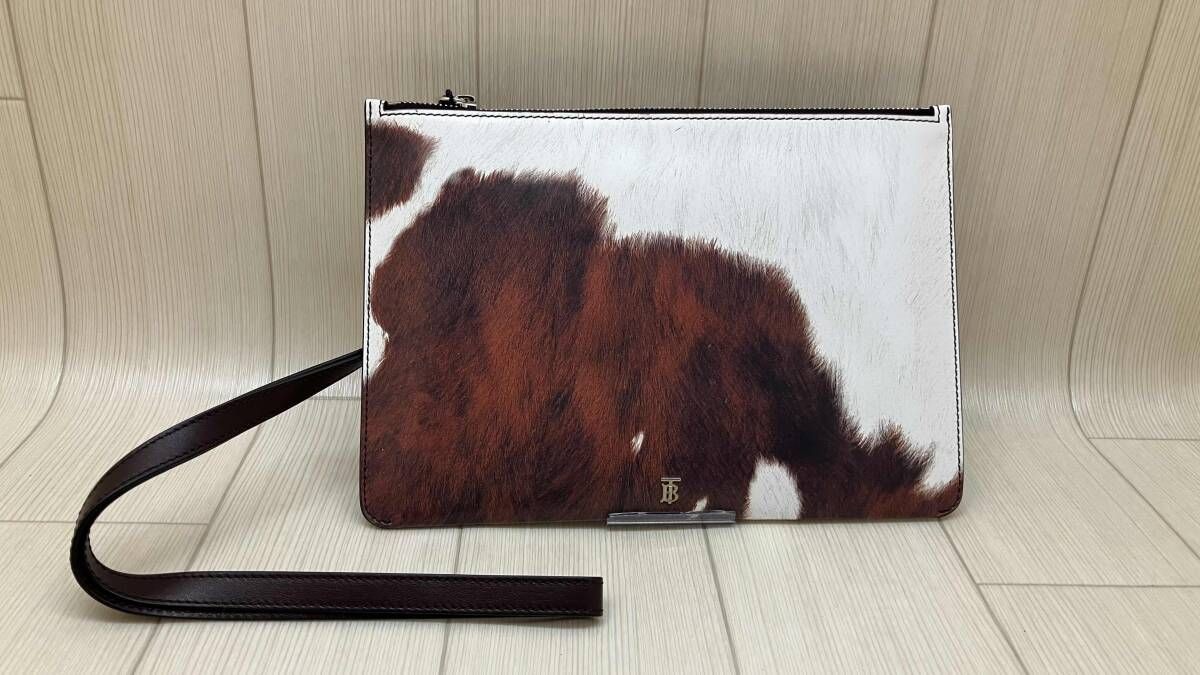 Authentic Burberry Clutch Bag White Brown Harlow Pattern 16cm x 22cm, Used