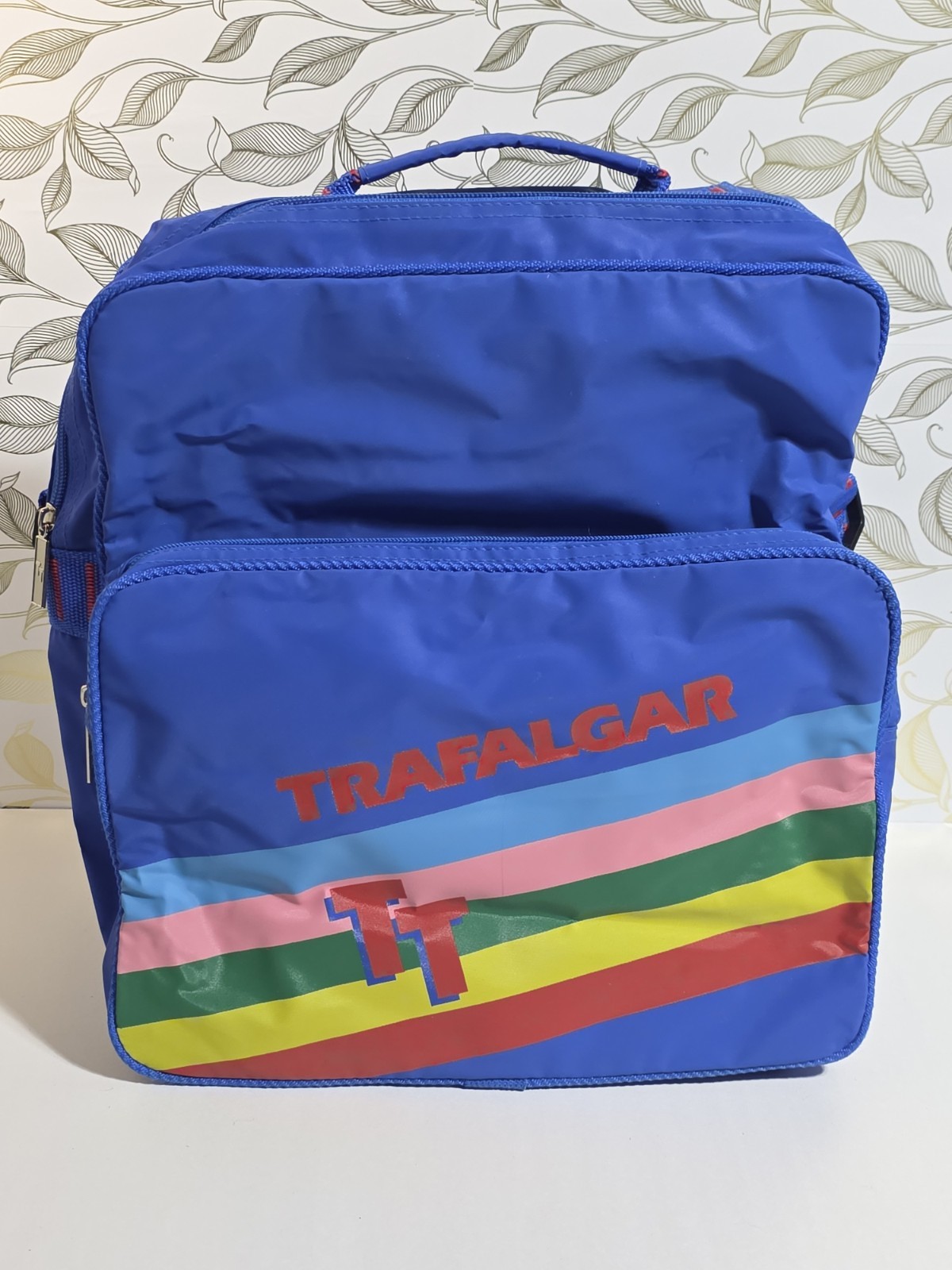 TRAFALGAR RETRO BAG WEEKENDER MESSENGER BAG 80’s CARRY ON
