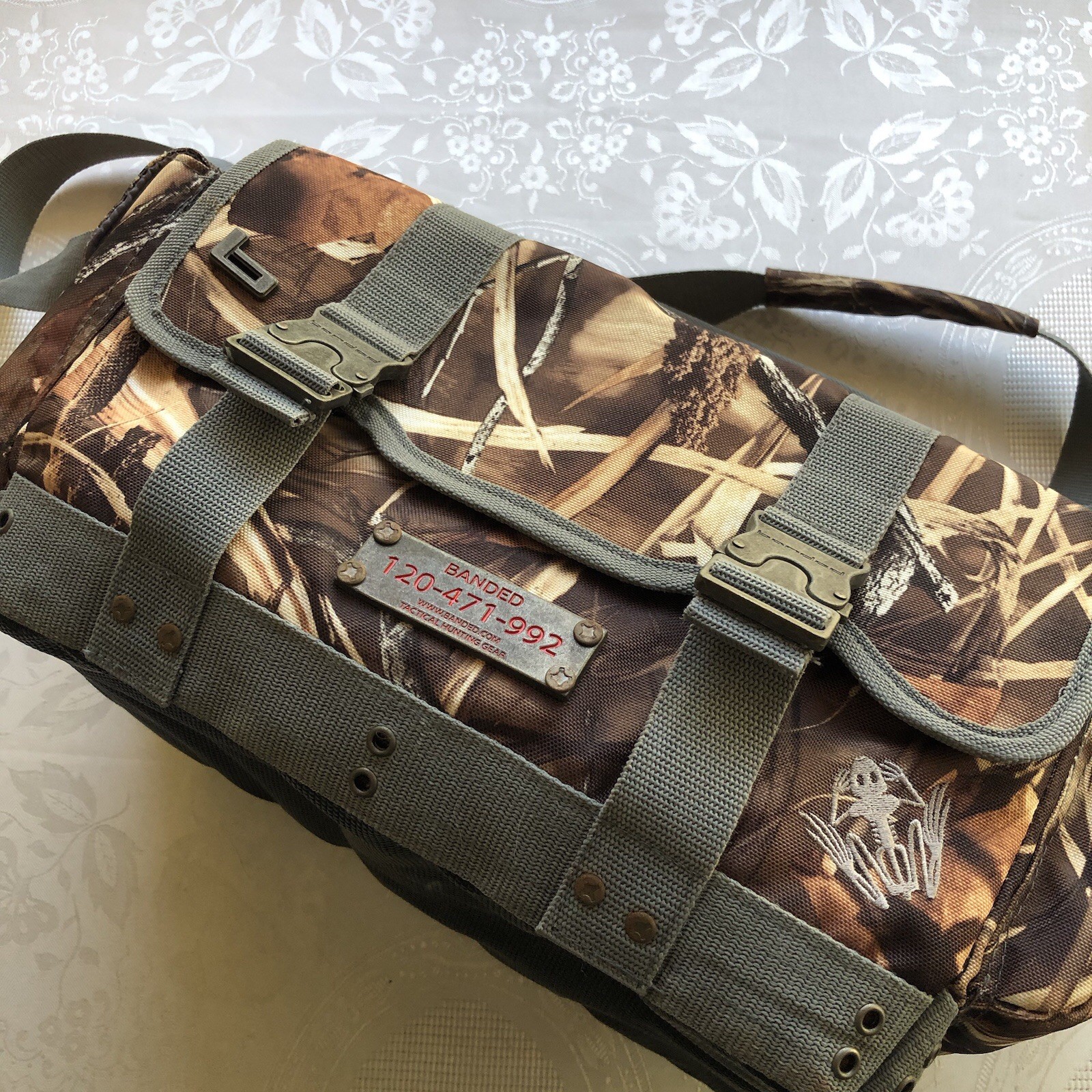 Banded Hammer Floating Blind Olive Green/Tan Camo Duffle Bag Straps NWT Hunting