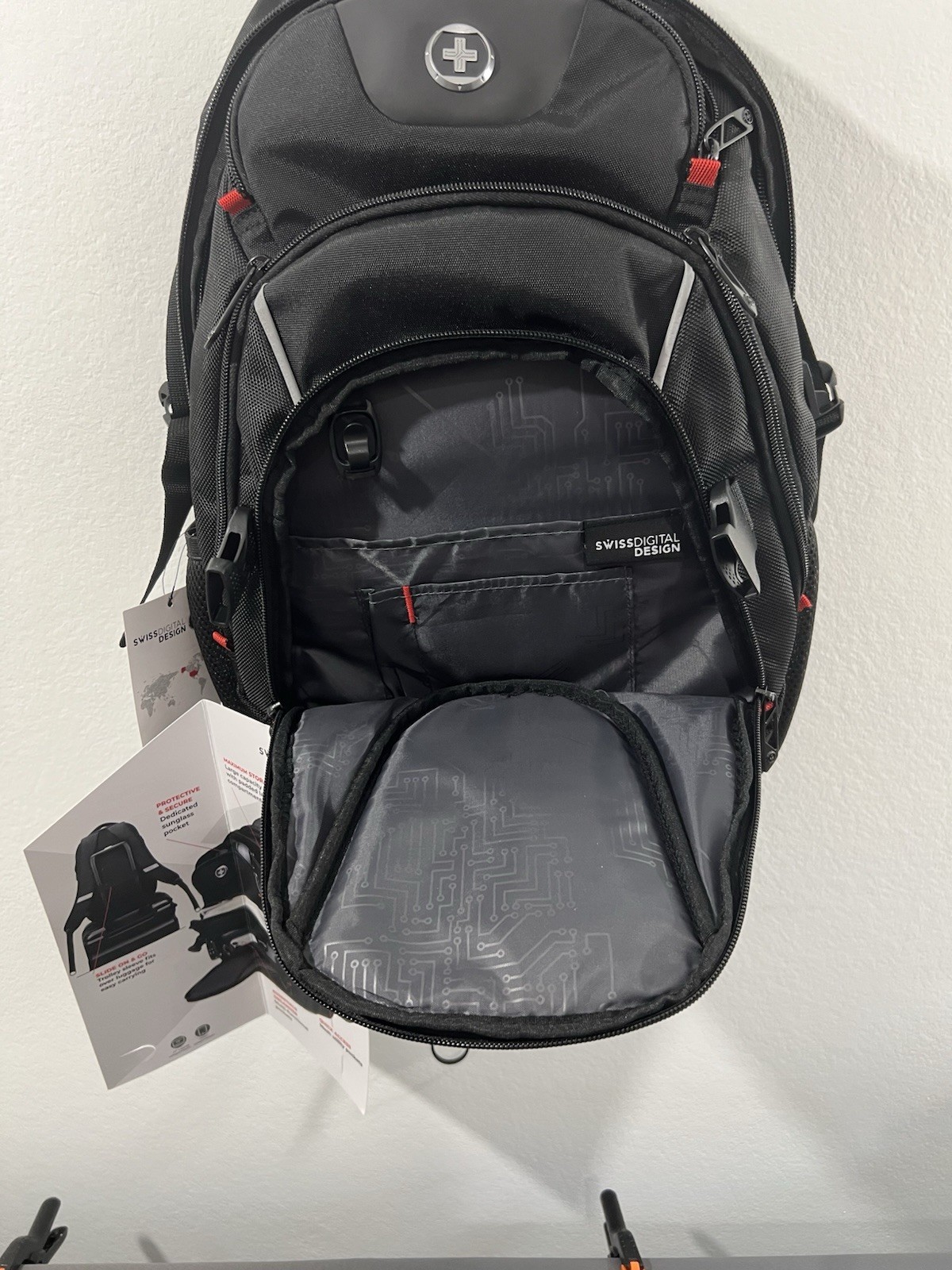 Swiss digital Black Large Capacity Backpack 17 Laptop And Tablet Compartment NWT