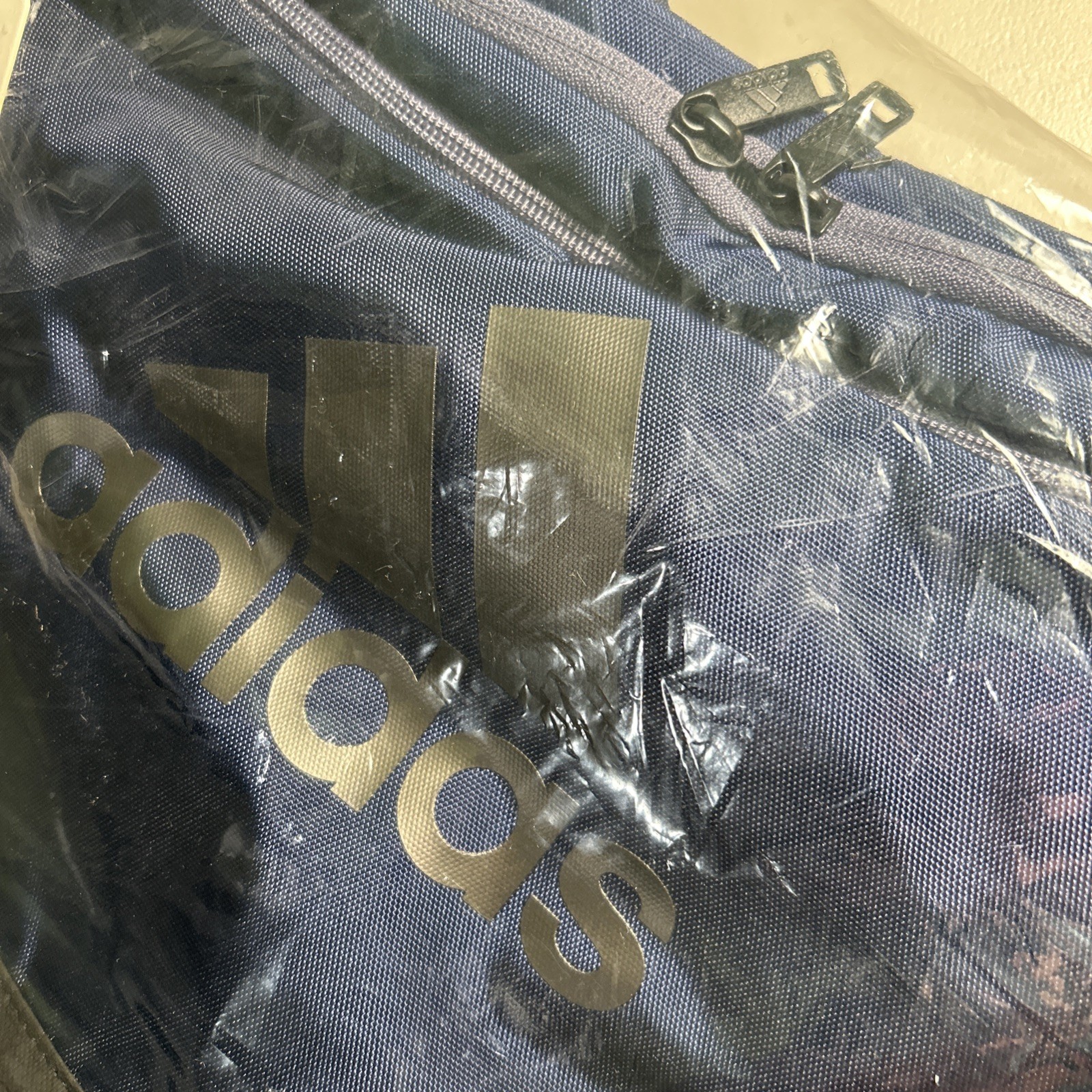 adidas Team Issue 2 Medium Duffel Bag Team Navy Blue One Size NEW FREE SHIPPING