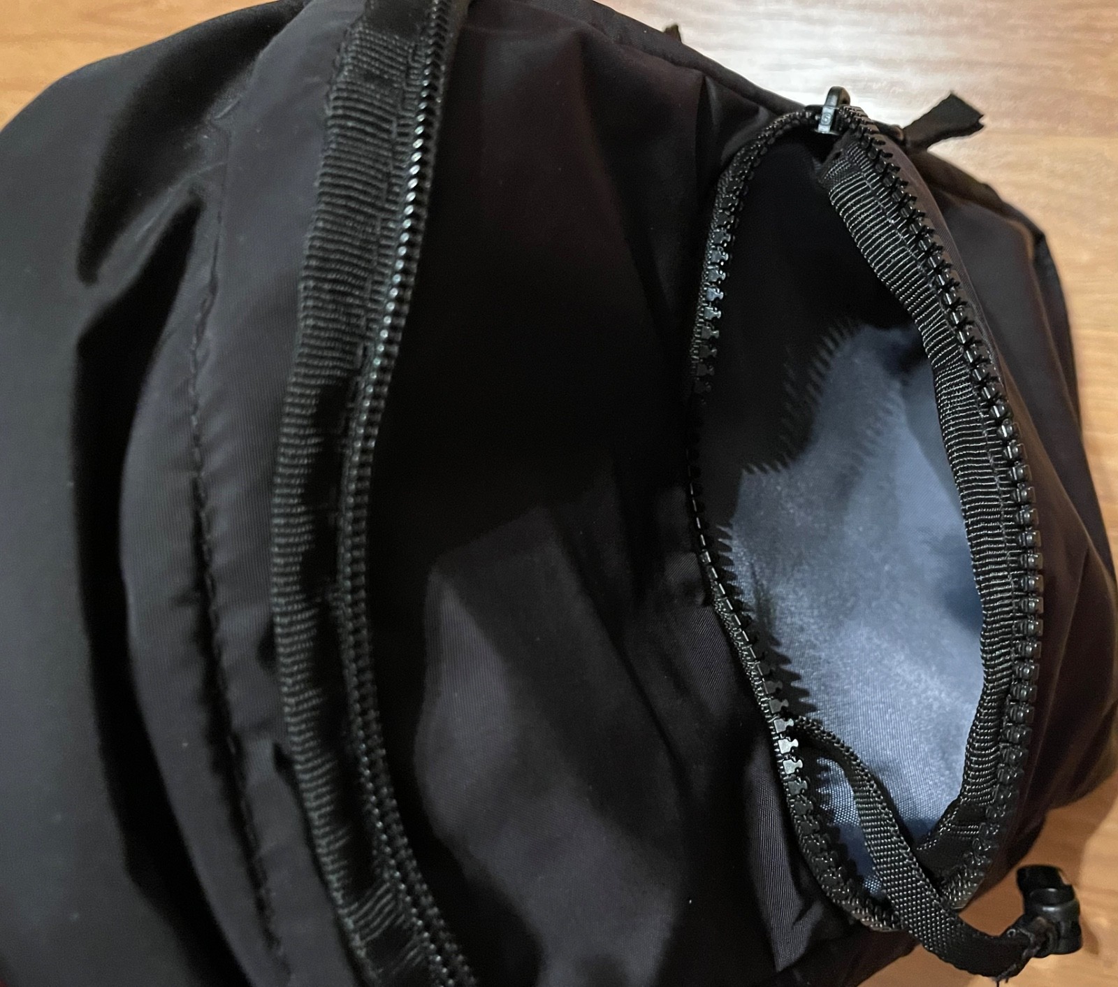 ❤️NWT Adidas Essentials Sling Small Crossbody Bag for Women/Men Black