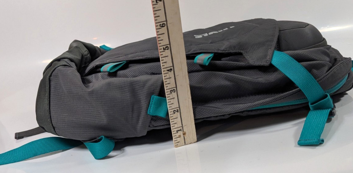 Thule EnRoute Triumph 2 Backpack 15″ Laptop Daypack Gray Multi-Pockets Sweden