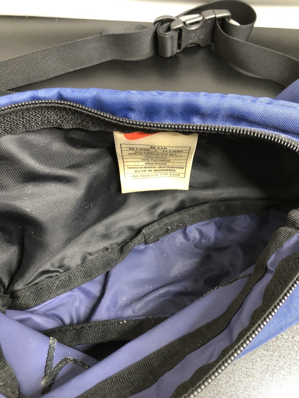 Vintage Nike Dark Blue & Black Fanny Pack Waist Bag White Tag Buckle EUC