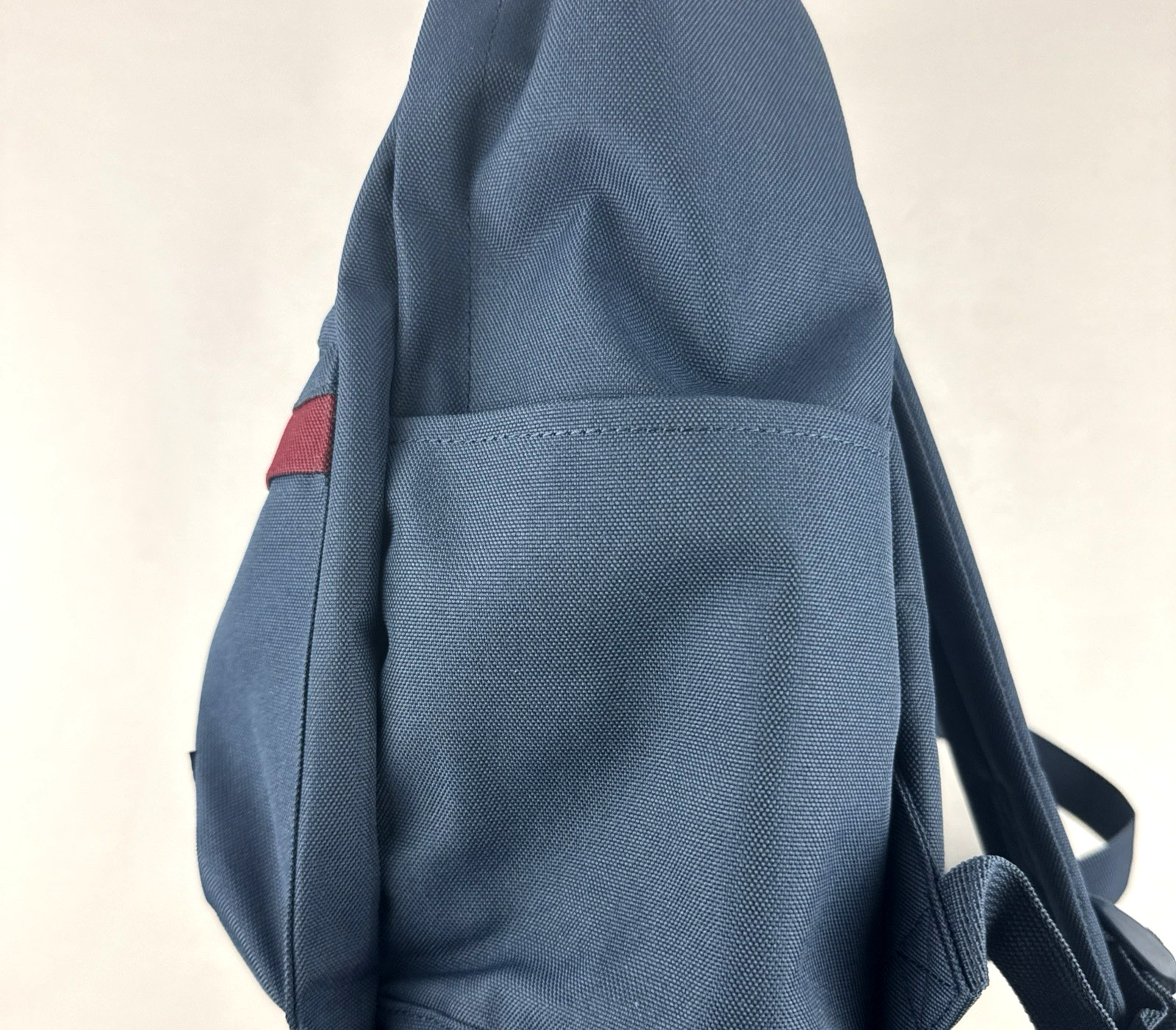 NEW Parkland Meadow Plus 30L Backpack Navy Blue Maroon 15″ Laptop Bottle Holder