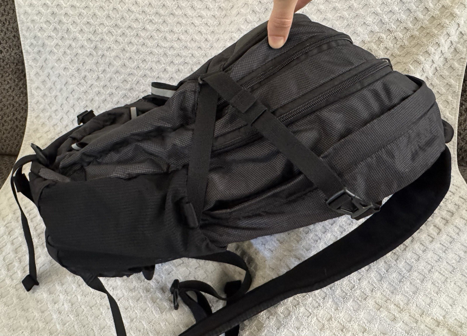 Thule EnRoute Escort 2 Black 27L Backpack Fits 15.6″ Laptop 10.1” Padded Tablet