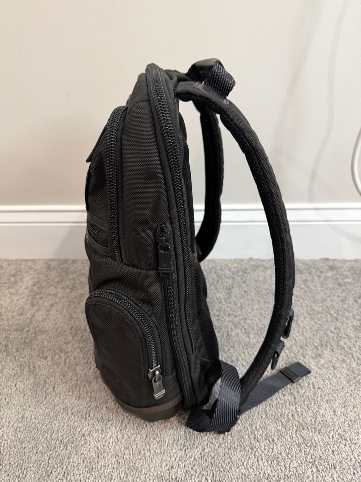 Tumi Alpha Bravo Knox Backpack 222681HK2 Expandable Good Used Condition