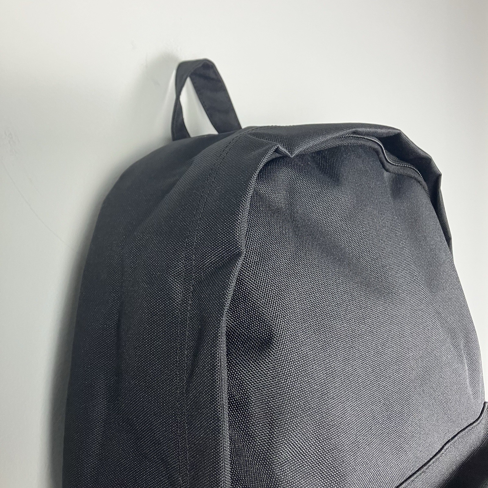Herschel Supply Co Classic Black Backpack School Travel Daypack Bookbag