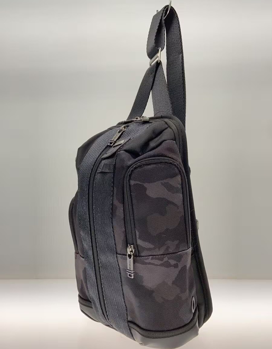 TUMI Sling bag Camouflage Black Nylon Men One Shoulder bag 222318GC2