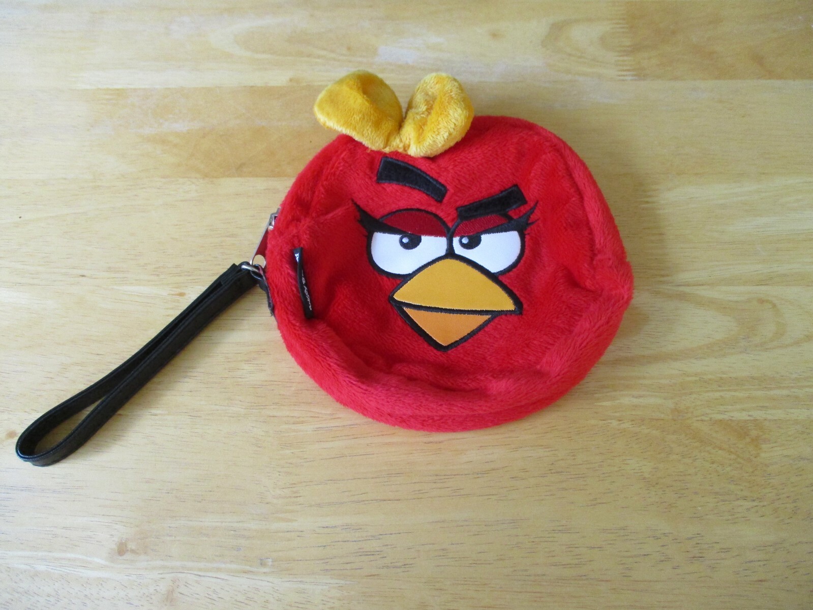 Rovia Angry Bird Red Soft Plush Purse / Carry Bag , Strap, Zip Up Bag 7″ Round