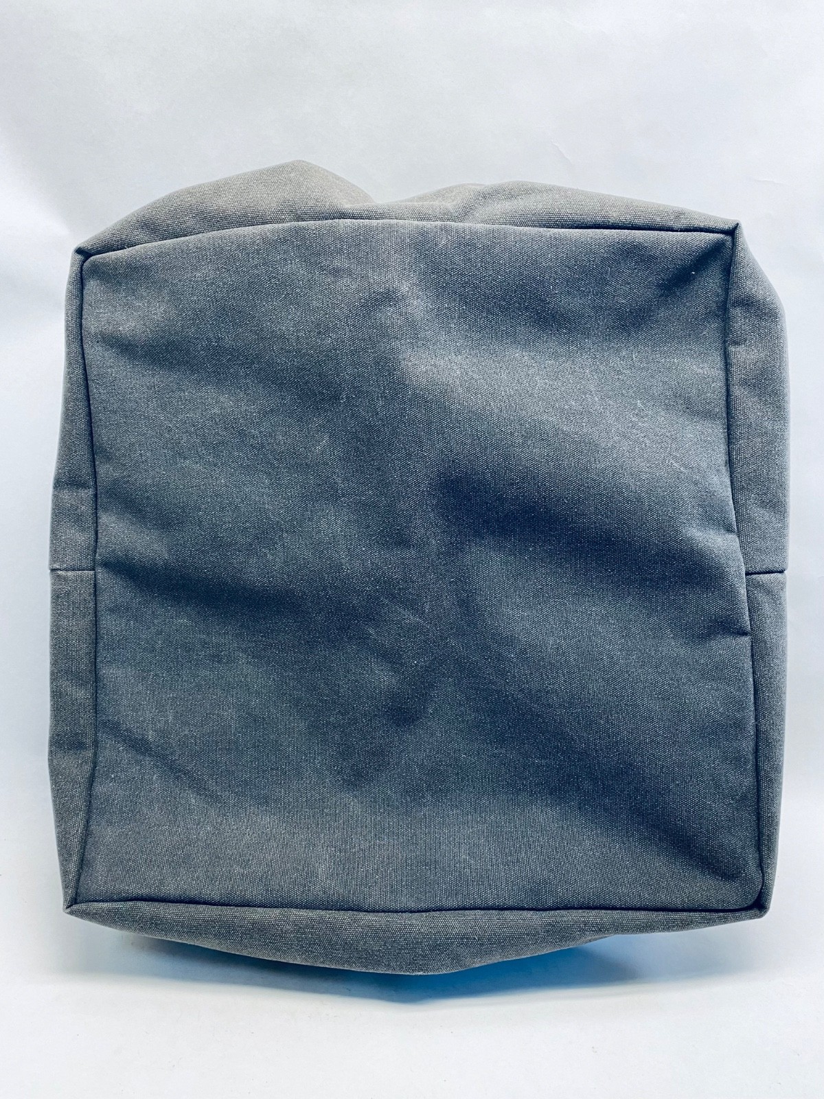UNUSED Revelry Supply “Earthy” The Courier X-LARGE Smell Proof Box Bag Transport