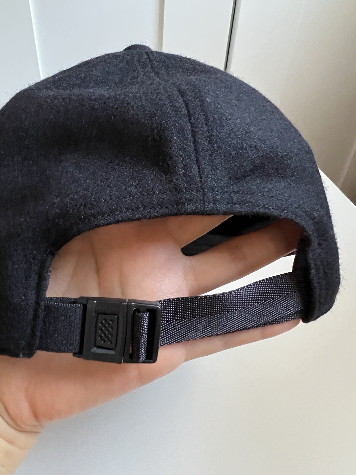 Arc’Teryx 7 Panel Wool Ball Cap Black Heather One Size Adjustable