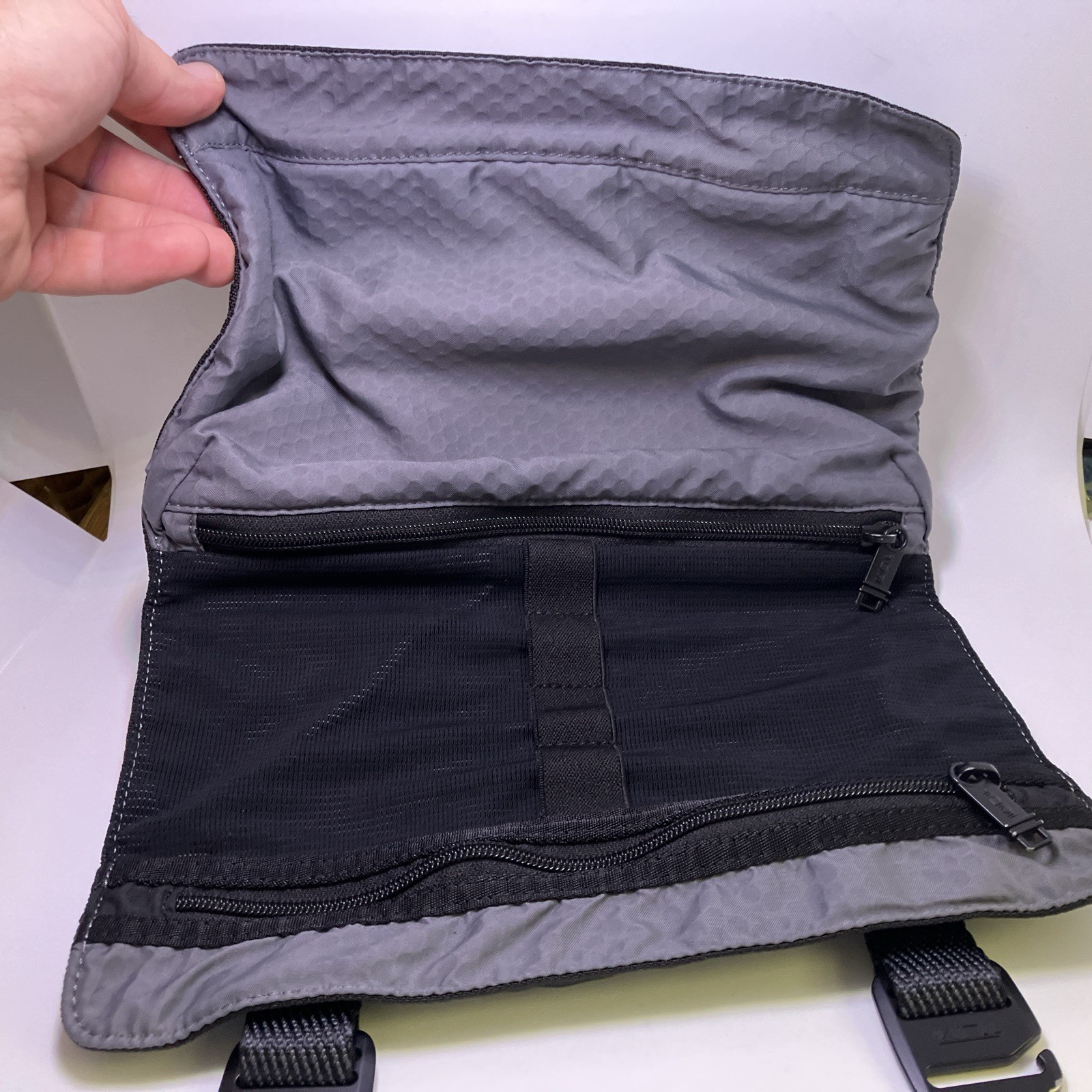 TUMI + Alpha Bravo Tech cable Organizer, , EDC, G Hook, Daisy Chain add on￼ ￼