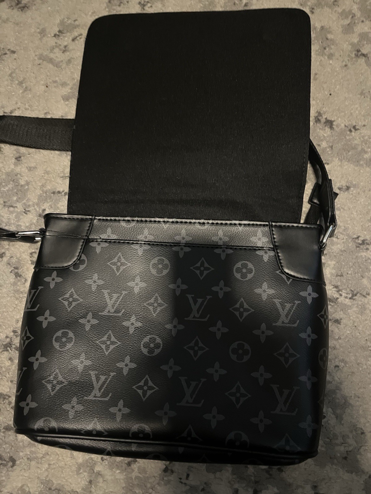 Louis Vuitton Monogram Side bag Black/Gray Small Crossbody Zip, Adjustable Strap