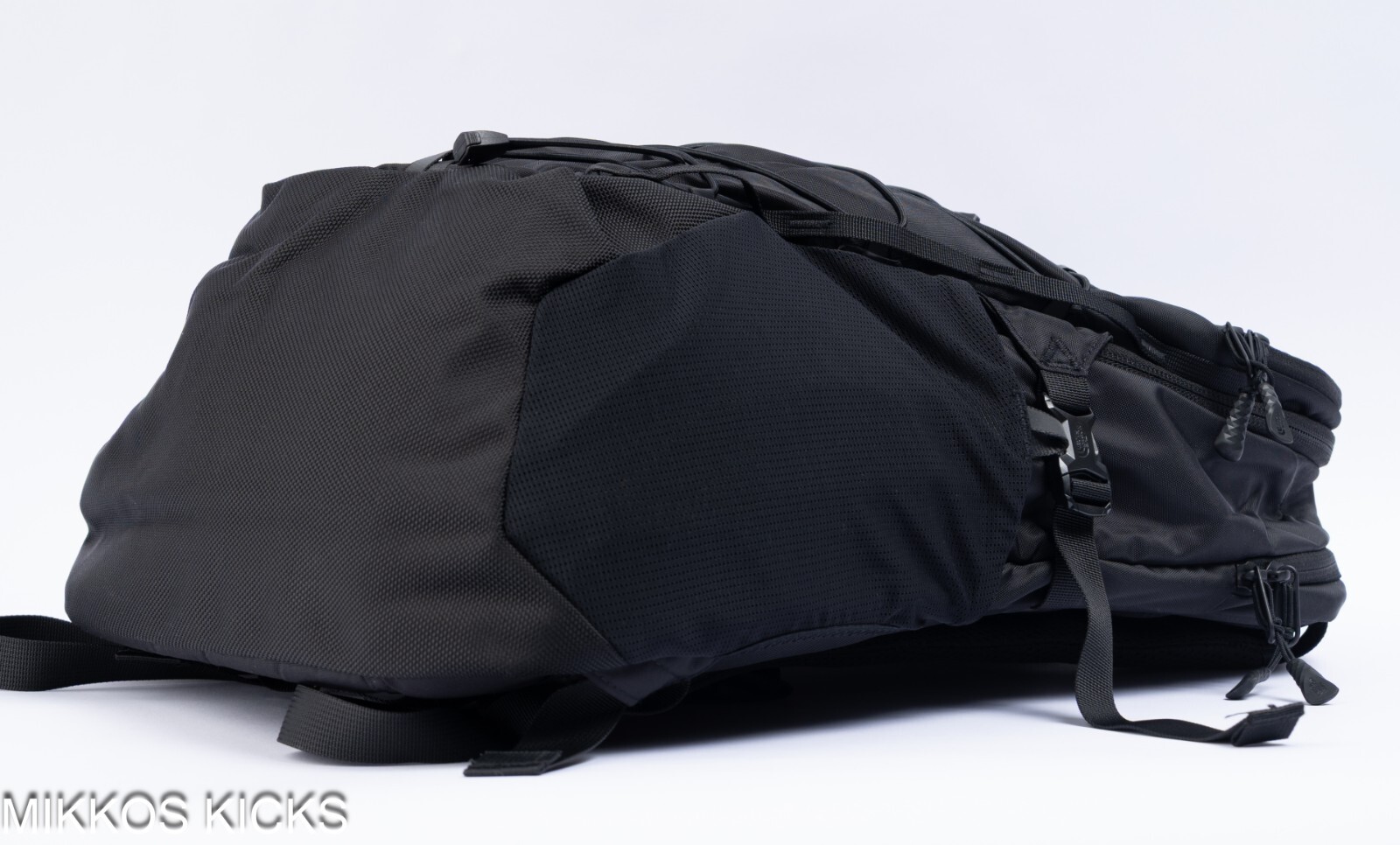 THE NORTH FACE Unisex Borealis Commuter Laptop Backpack Black 28 Liter