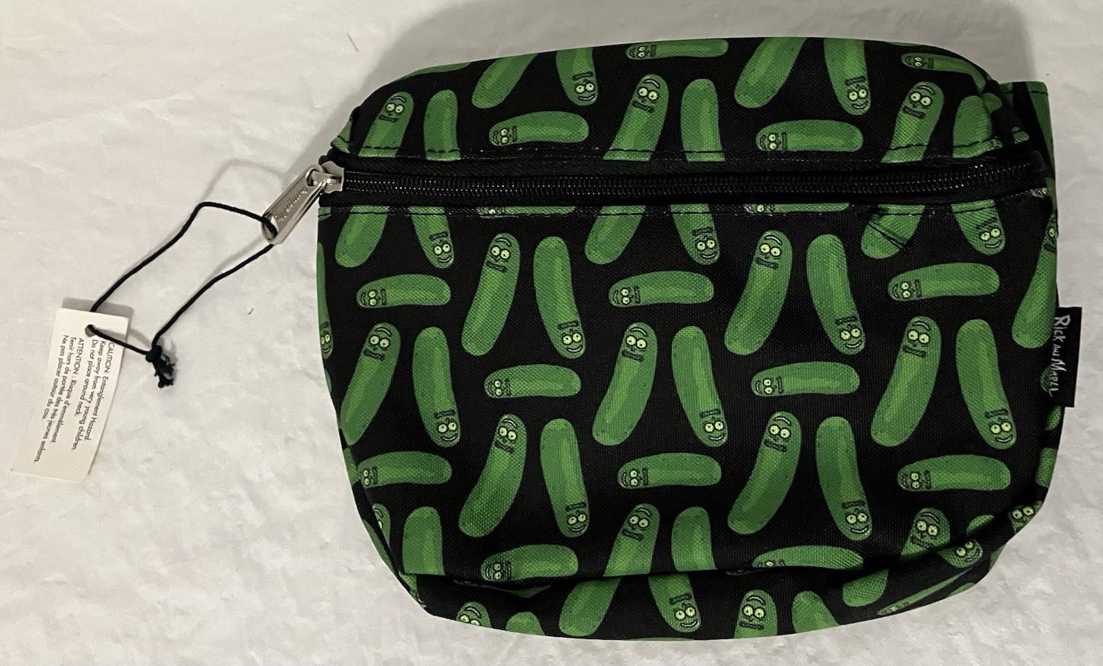 NEW WB RICK AND MORTY PICKLE RICK NYLON ADJUSTABLE WAISTBAND FANNYPACK LOUNGEFLY