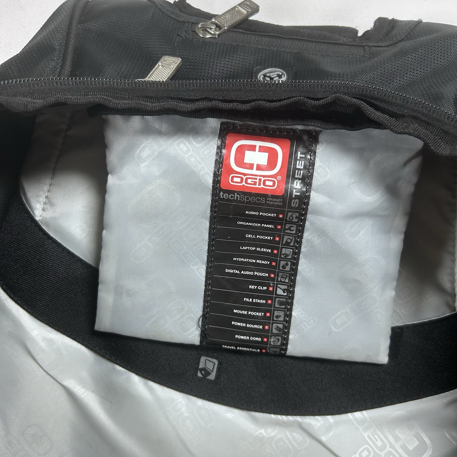 OGIO Metro Street Backpack 8 External Pockets Audio Tech Laptop Pocket 🔥🔥🔥