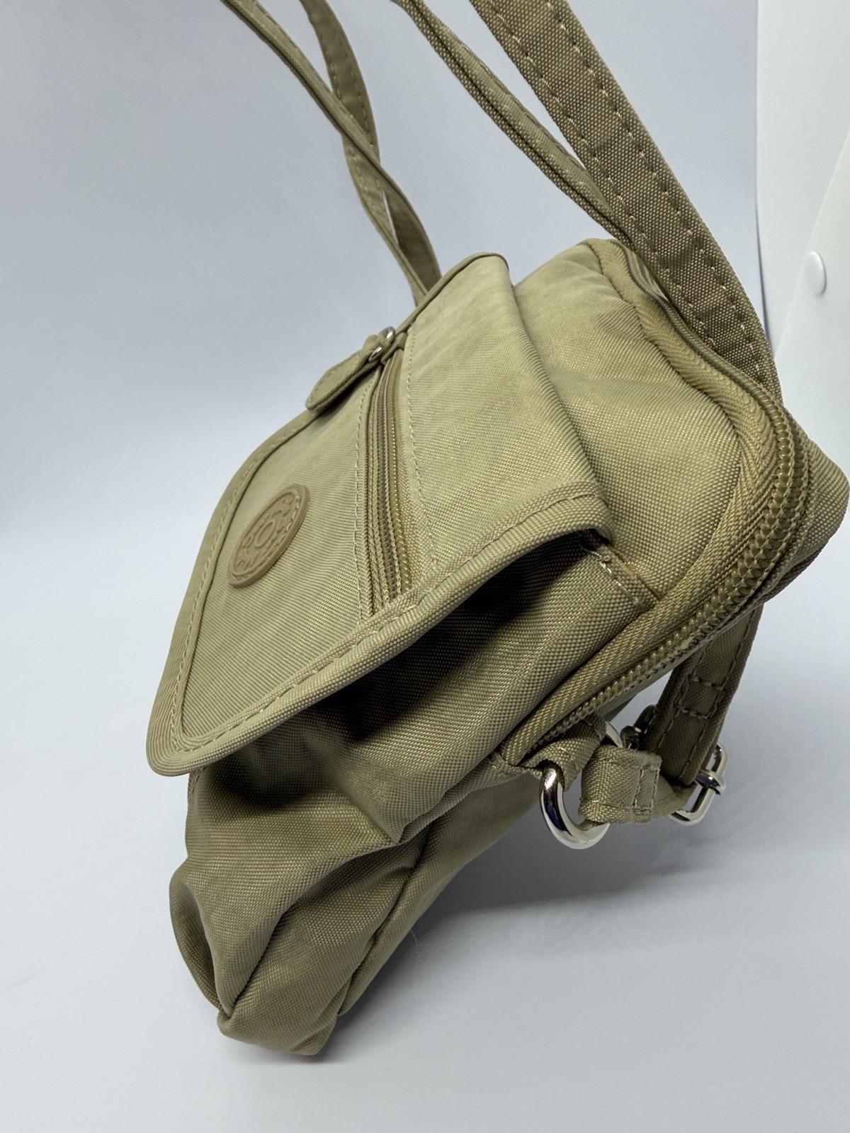 Olive Green Men’s Crossbody Messenger Bag – Unbranded