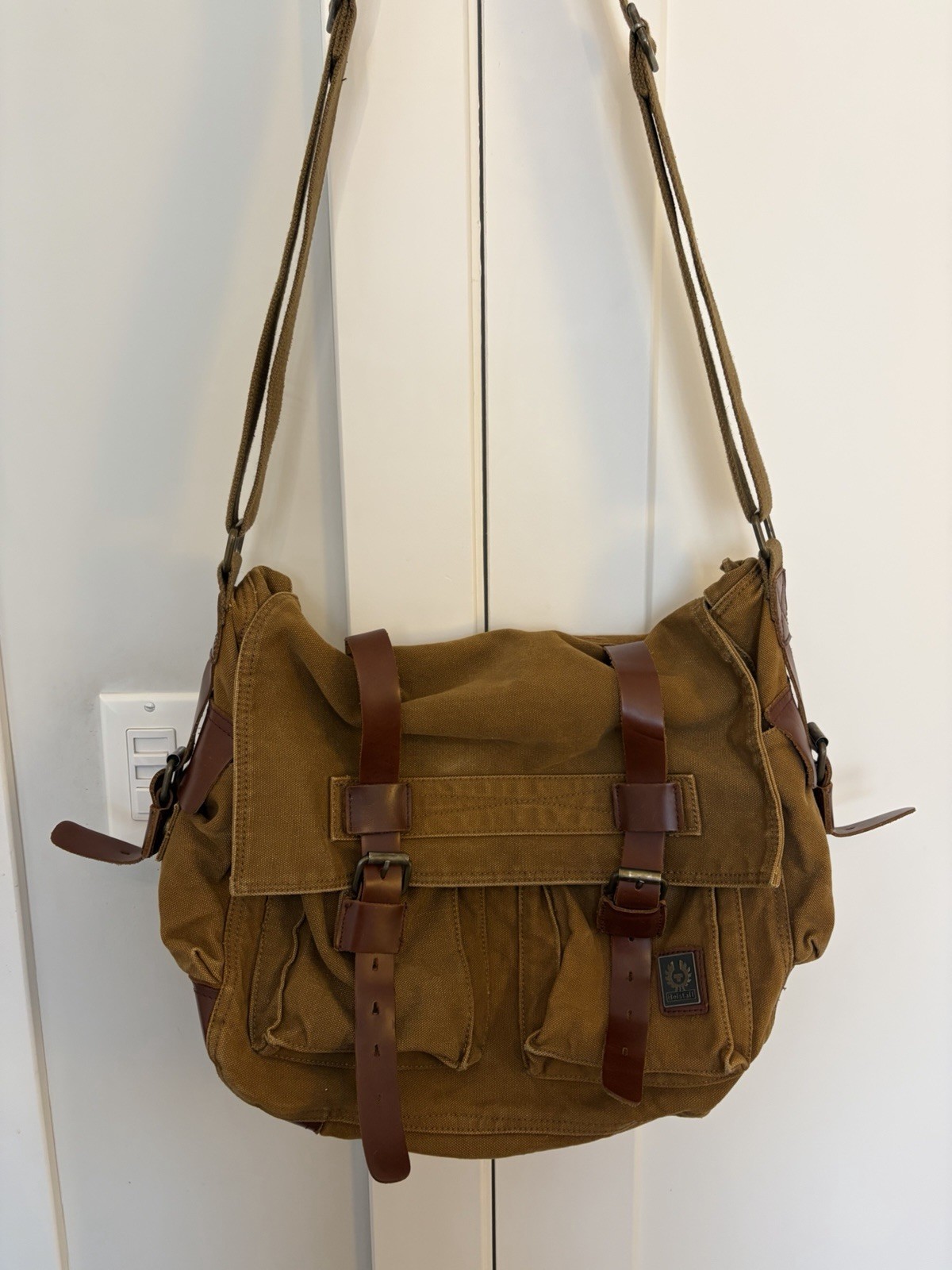 Belstaff Brown Messenger Bag Buckle Flap Zip Snap Crossbody Strap Pockets