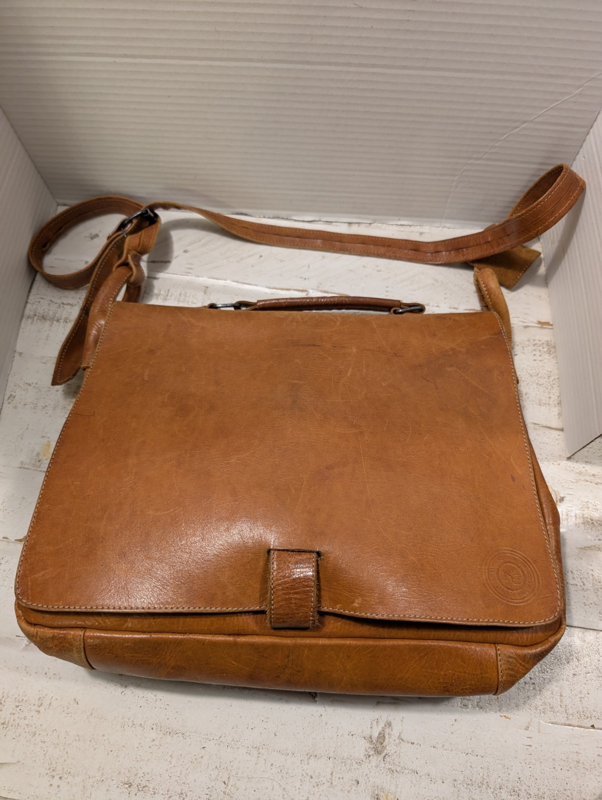 Vintage Brown Leather Messenger Bag Retro Y2K