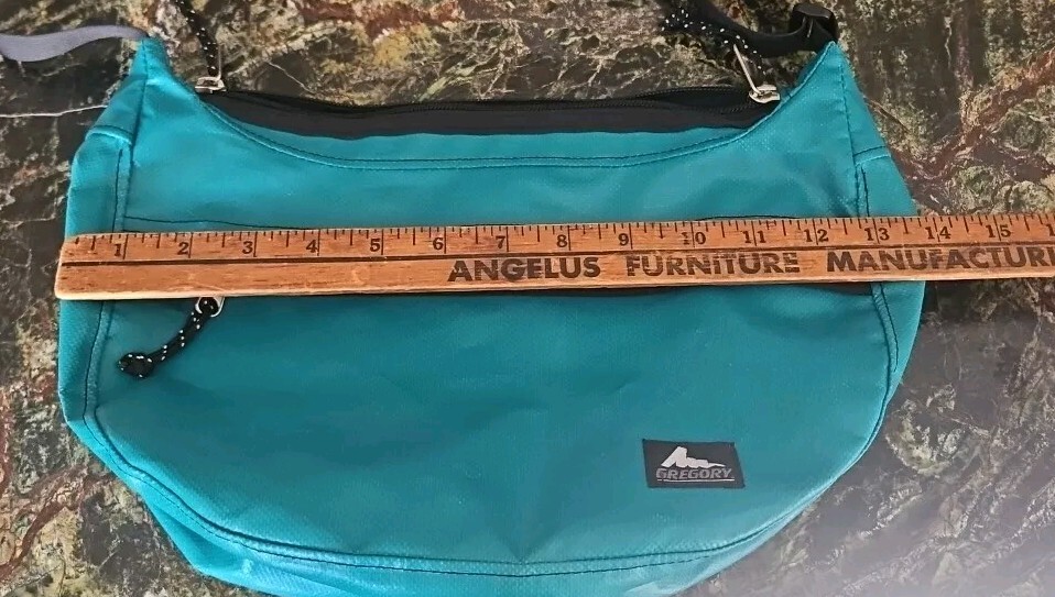 VTG Gregory Satchel Bag Crossbody Green Water Resistant Adjustable Strap READ